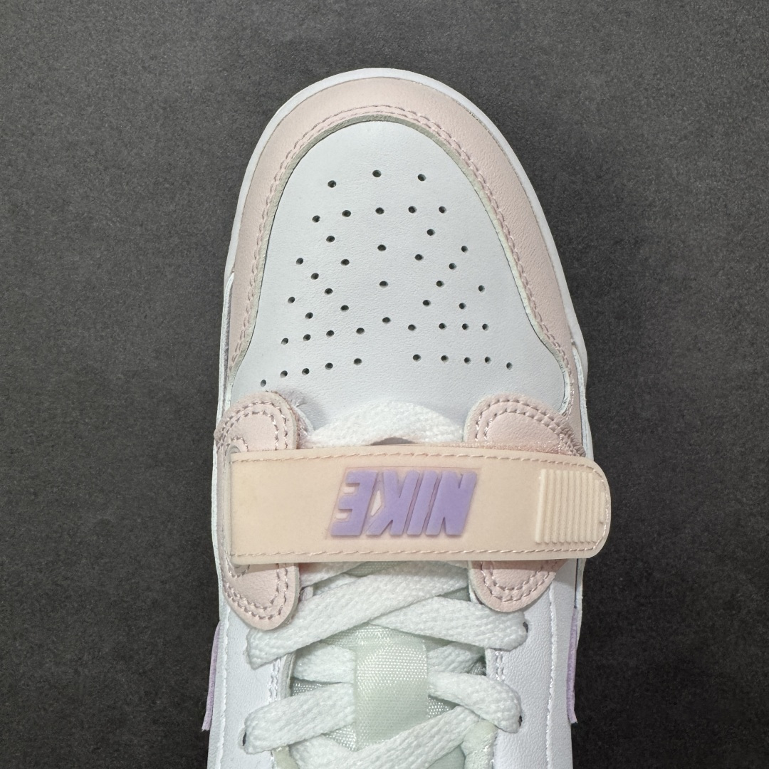 图片[8]-福利特价【GQ福利】Air Jordan Legacy AJ312 复古篮球鞋 市场最强独一档产物 全套原纸板楦头开发 原厂大底磨具加持立体防滑纹理 原档数据后跟TPU子母扣魔术贴 原装可视Air Sole气垫 原汁原味最完美的312代版型 唯一正确鞋头趴度弧度高度鞋身腰线 进口港宝加持 后跟自然饱满 全鞋荧光划线卡点 追求极致完美 每一双都是工艺品 多重QC质检 超越公司货的品控标准 实实在在的免检产品 鞋身采用了皮革材质打造 横跨鞋面的魔术贴十分吸睛 侧面的Swoosh Logo的一部分被鞋面遮挡了一部分 颇具玩味 魔术贴上标有NK标识 而鞋舌上是Jordan的经典红色飞翼Logo 后跟和鞋底均采用了AJ3的设计 后跟上同样也使用了经典的爆裂纹图案 货号：DV9127-101 尺码：36 36.5 37.5 38 38.5 39 40 40.5 41 42 42.5 43 44 44.5 45-选品中心