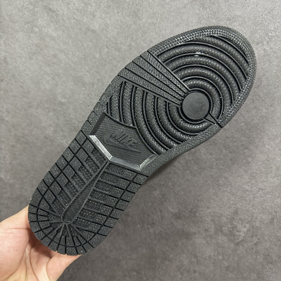 图片[9]-【H11版本】耐克Nike Air Jordan 1 AJ1经典复古经典低帮百搭文化篮球鞋 DC0774-101 公司级真标半码制#原档案原数据开发版型#采用荔枝纹头层皮革鞋面材质#原厂立体填充鞋舌海绵#中底注胶孔及缜密中底拉帮工艺#原数据开发模具大底 尺码：35.5 36 36.5 37.5 38 38.5 39 40 40.5 41 42 42.5 43 44 44.5 45 46 47.5 编码：H11B270280-选品中心