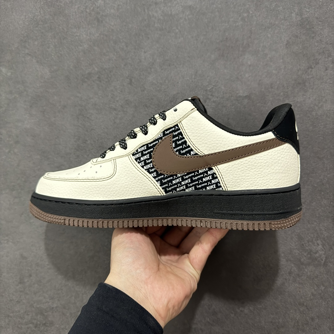 图片[2]-【定制版】Supreme x Nk Air Force 1’07 定制配色 Supreme联名 空军一号经典低帮休闲百搭板鞋 公司级版本 定制鞋盒 大厂流水生产 超高清洁度 皮料切割干净无任何毛边 内置蜂窝气垫 细节做工一流 橡胶鞋底 防滑耐磨 舒适上脚 货号：KD1688-004  尺码：36 36.5 37.5 38 38.5 39 40 40.5 41 42 42.5 43 44 44.5 45 编码：HXSB310320-选品中心