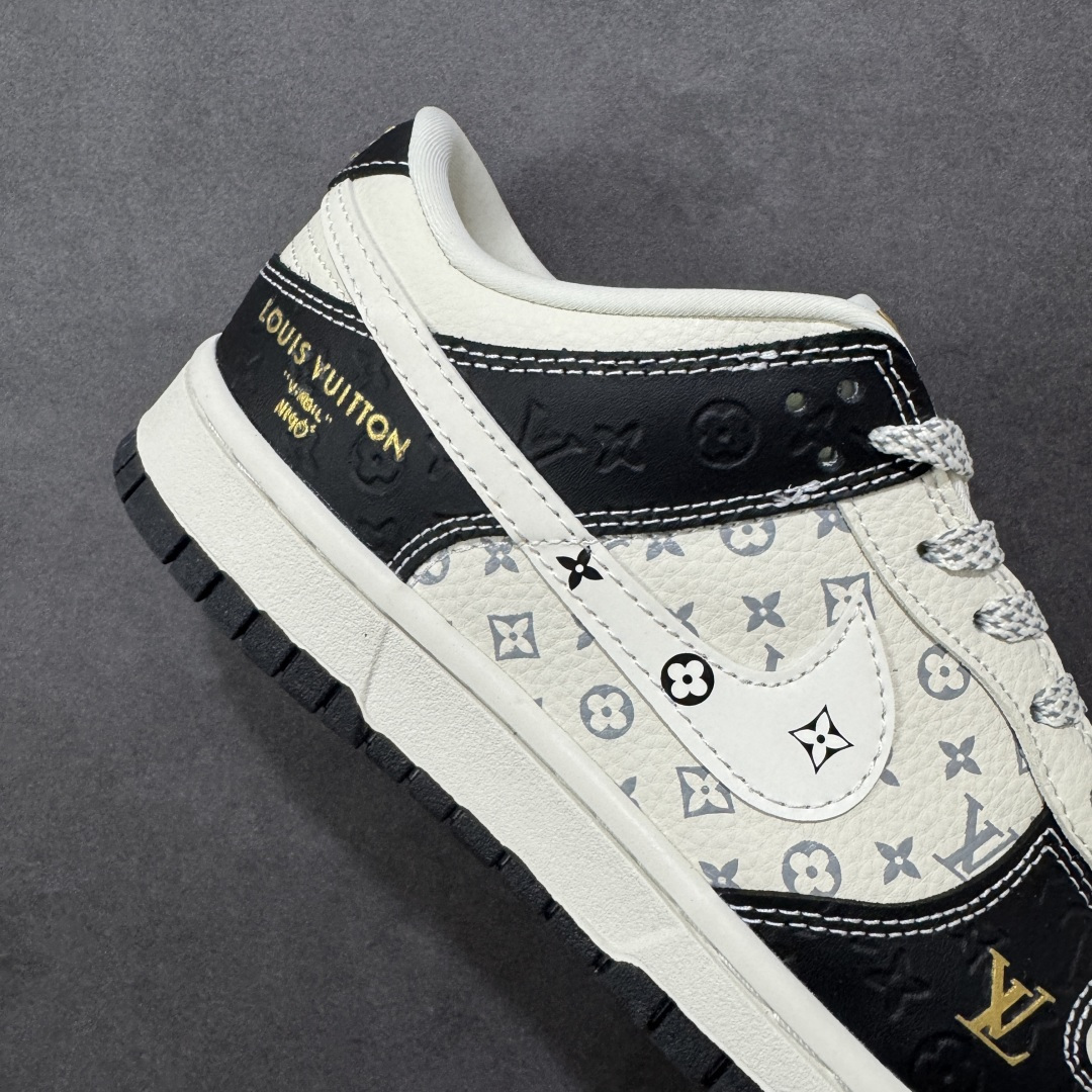 图片[6]-【定制版】Nike SB Dunk Low“ LV联名—米黑金标” 周年高端定制 低帮休闲板鞋 定制鞋盒 大厂纯原品质出货 超高清洁度 皮料切割干净无任何毛边 细节完美 货号：MN1688-106 尺码： 36 36.5 37.5 38 38.5 39 40 40.5 41 42 42.5 43 44 44.5 45-选品中心