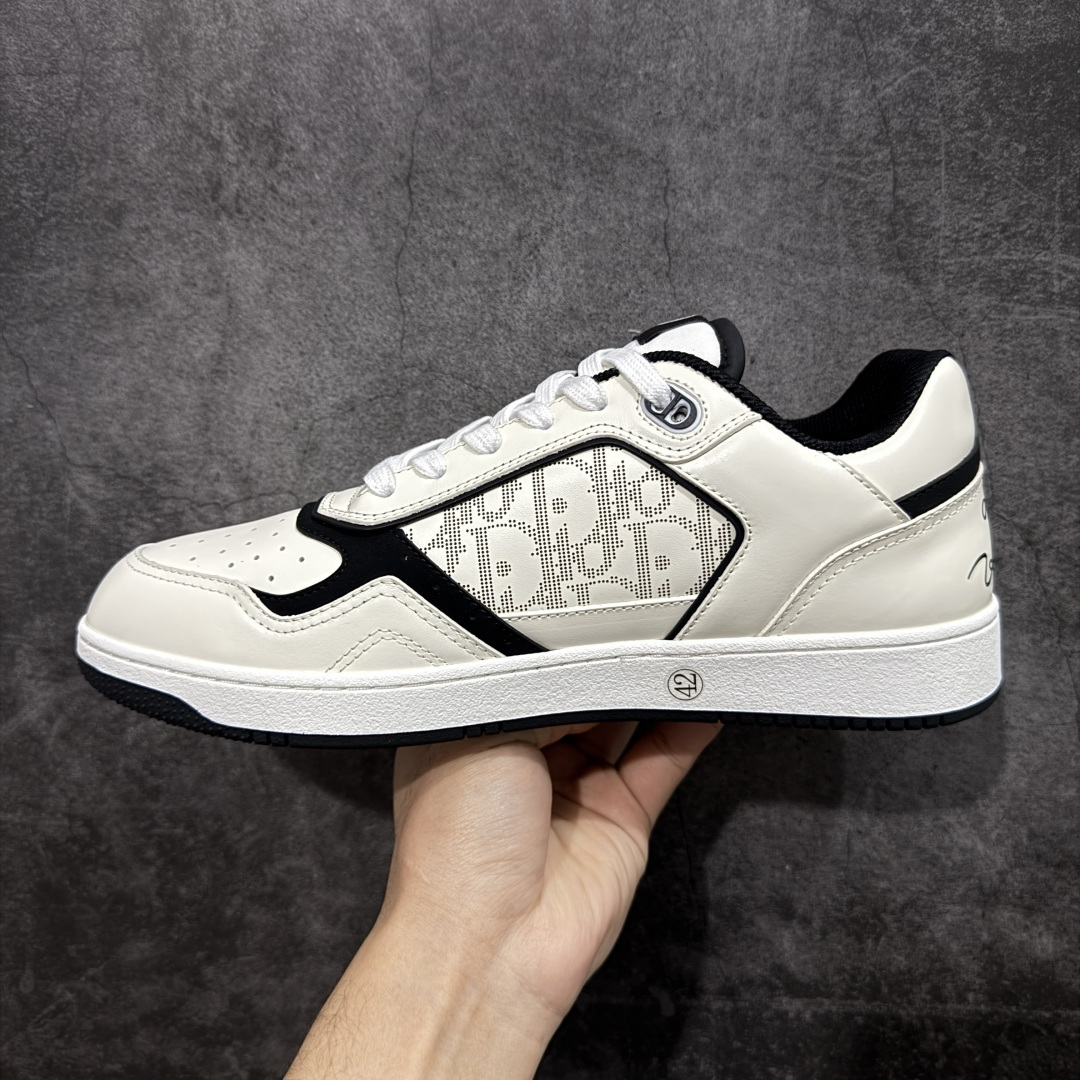 图片[2]-【海淘代购版】Dior 迪奥 B27低帮休闲板鞋 海淘代购同渠道品质 高端零售 外贸充正专供 原版购入开发 ZP级全套包装 完美楦型 正确卡色 大底TPU 质感媲美原版 细节与原版一致 请注意区分市面通货材 尺码：38 39 40 41 42 43 44 45 46-选品中心