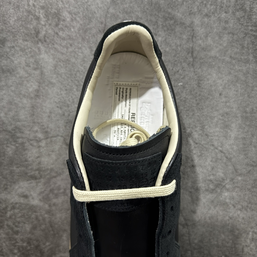 图片[8]-【ZOK纯原】Maison Margiela Calfskin Replica MM6 马吉拉复古低帮时尚德训鞋 私人订单打造 高端零售专供批次 全套原楦原纸板原厂数据开发 全鞋荧光划线卡点 胶水把控整洁度追求极致完美 多重QC质检 超越公司货的品控标准 实实在在的免检产品 原盒原配防尘袋购物卡 全网唯一正确0-23数字排版 一比一间距字体 内里全头层小羊皮 原版防滑鞋底设计 灰色翻毛牛皮 白色细纹贝利头层皮 依照原版逐帧开发 原装淡粉纸板中底带编号钢印 尺码：35 36 36.5 37 38 39 40 41 42 42.5 43 44 44.5 45-选品中心