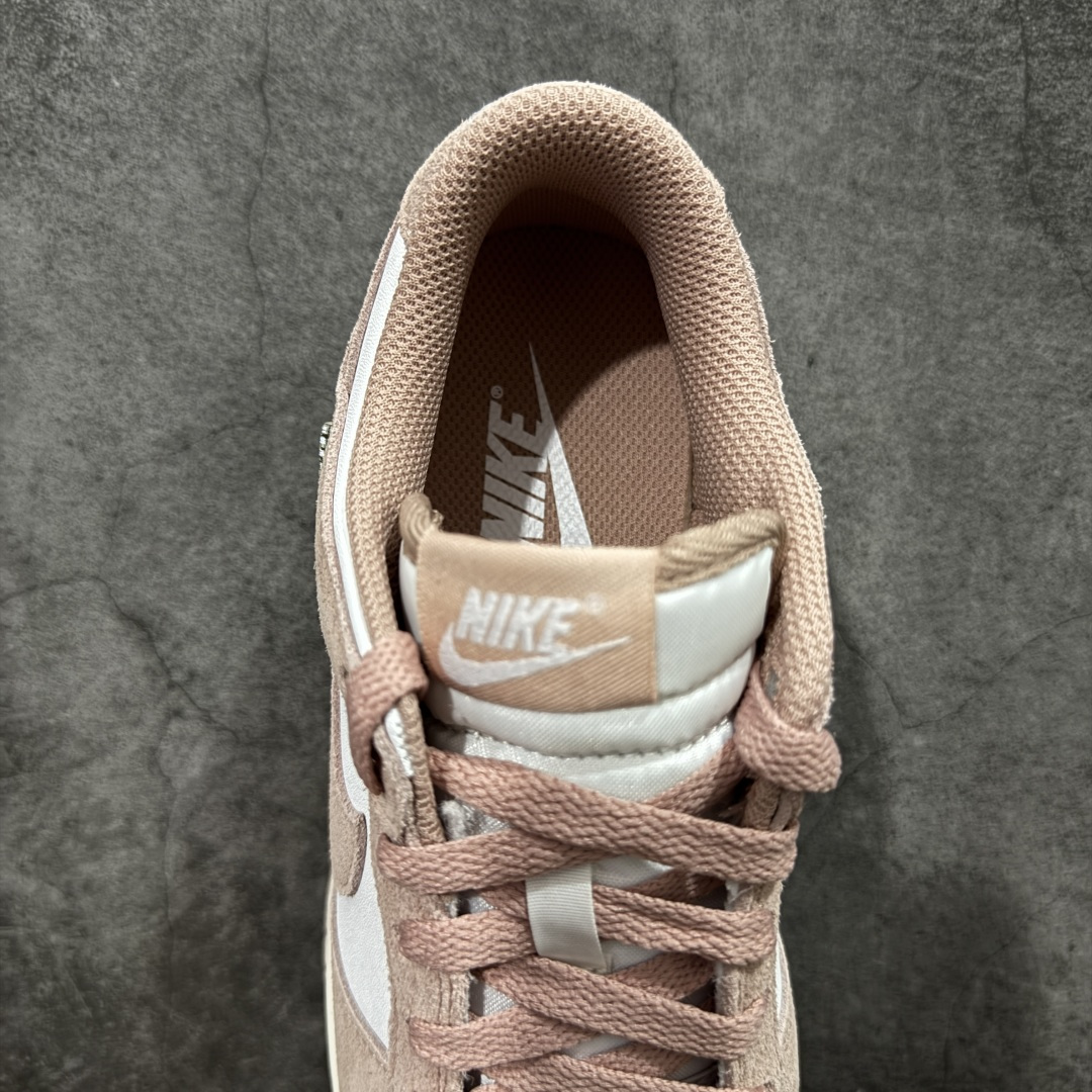 图片[8]-【CS纯原版】DUNK 官方新版双勾 马年限定🔥金勾浅白粉 马上发财❗️马上有钱❗️ 纯原大厂出品 顶级版本👏 原装头层材料 独家版型蒸餾加工 帶來的是更好的视觉和脚感体验 大厂纯原品质出货 清洁度 电绣工艺 皮料切割干净无任何毛边 细节完美 货号：IB4417-102 尺码：36 36.5 37.5 38 38.5 39 40 40.5 41 42 42.5 43 44 44.5 45 46-选品中心