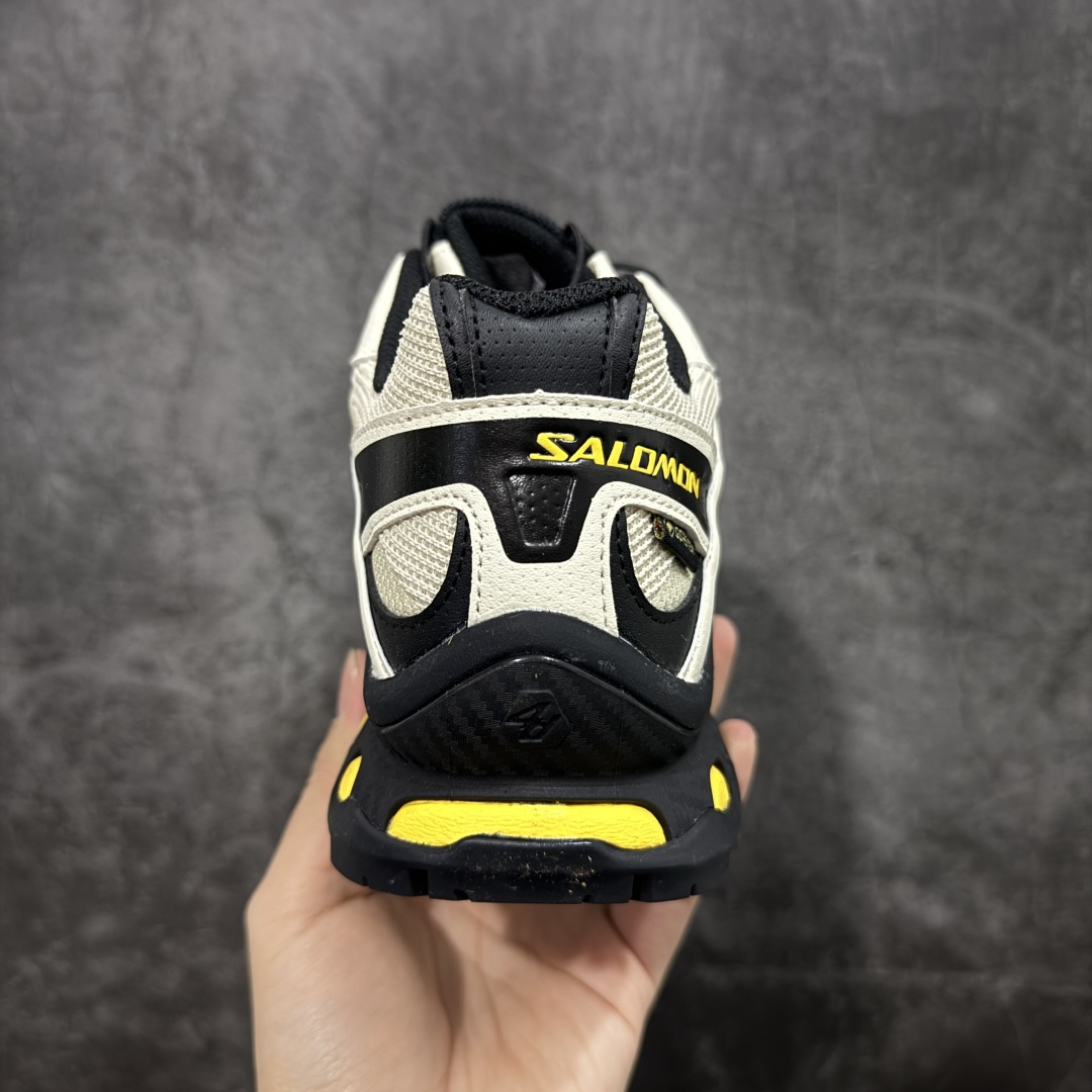 图片[4]-【A1外贸版】Salomon XT-QUEST ADV 萨洛蒙情侣款户外机能鞋 477810 全新外贸大厂出品 细节品质大改进 独立私模 最大做到47.5码 全鞋采用为原厂一致材料打造 全新鞋型 相对市场版本 版型更正 全新玻璃冲刀 清洁度提升 同步原版左右鞋带孔的间距加大（市场版间距太小） 网面与鞋头材料校对一致无色差（市面版本有色差） 大底contagrip凹陷程度同步原版（市面版都有差别） 鞋舌两侧鞋帮脚踝处更加直挺（之前老版往中间踏） 鞋头处添加☯️太极标 所有细节多次修改校正 坚持同步原版无差别 毋庸置疑全市场最好的版本💪🏻终端优势供应 尺码：36 36.5 37.5 38 38.5 39 40 40.5 41 42 42.5 43 44 44.5 45 46 47.5-选品中心
