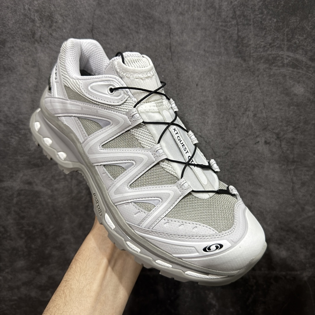 图片[3]-【A1外贸版】Salomon XT-QUEST ADV 萨洛蒙情侣款户外机能鞋 474296 全新外贸大厂出品 细节品质大改进 独立私模 最大做到47.5码 全鞋采用为原厂一致材料打造 全新鞋型 相对市场版本 版型更正 全新玻璃冲刀 清洁度提升 同步原版左右鞋带孔的间距加大（市场版间距太小） 网面与鞋头材料校对一致无色差（市面版本有色差） 大底contagrip凹陷程度同步原版（市面版都有差别） 鞋舌两侧鞋帮脚踝处更加直挺（之前老版往中间踏） 鞋头处添加☯️太极标 所有细节多次修改校正 坚持同步原版无差别 毋庸置疑全市场最好的版本💪🏻终端优势供应 尺码：36 36.5 37.5 38 38.5 39 40 40.5 41 42 42.5 43 44 44.5 45 46 47.5-选品中心