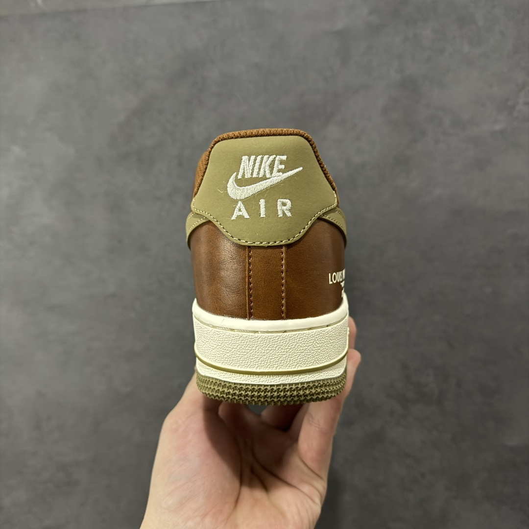 图片[4]-【定制版】Nike Air Force 1\’07 Low 联名 白棕摩卡 空军一号低帮休闲板鞋 NH0601-590  #原楦头原纸板 高端定制鞋盒 原厂鞋底 超高清洁度 细节完美  尺码：36 36.5 37.5 38 38.5 39 40 40.5 41 42 42.5 43 44 44.5 45 编码：HXSB310320-选品中心