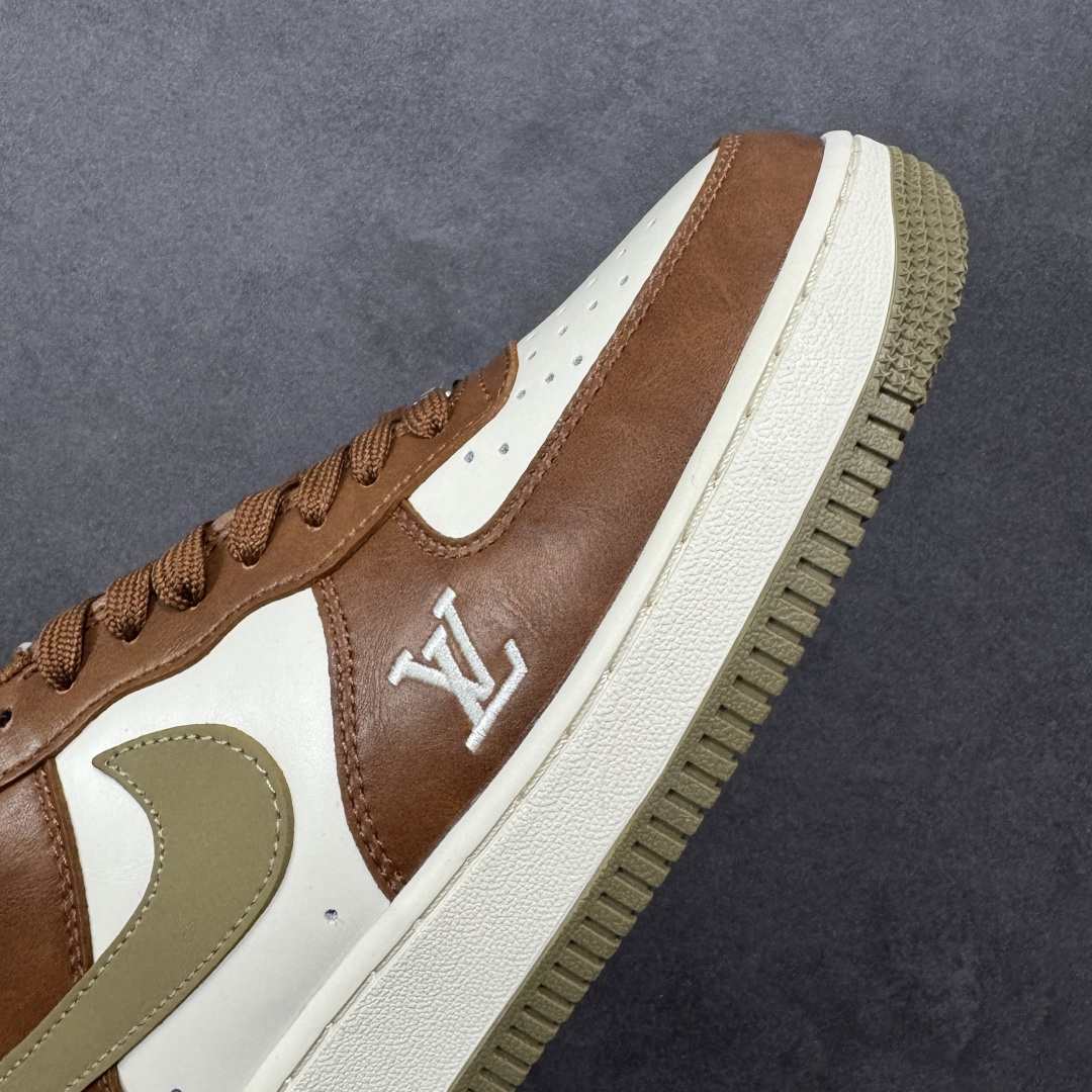 图片[5]-【定制版】Nike Air Force 1\’07 Low 联名 白棕摩卡 空军一号低帮休闲板鞋 NH0601-590  #原楦头原纸板 高端定制鞋盒 原厂鞋底 超高清洁度 细节完美  尺码：36 36.5 37.5 38 38.5 39 40 40.5 41 42 42.5 43 44 44.5 45 编码：HXSB310320-选品中心