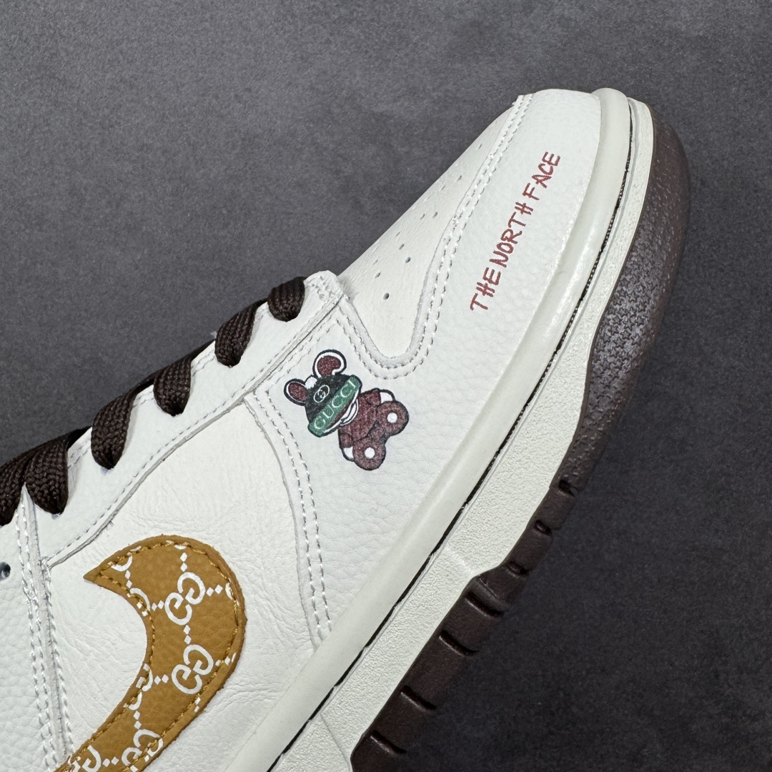 图片[5]-【定制版】Nike SB Dunk Low 北面联名 白黑棕 高端定制 低帮休闲板鞋  #定制鞋盒 大厂纯原品质出货 超高清洁度 皮料切割干净无任何毛边 细节完美 货号：YF9511-916  尺码：36 36.5 37.5 38 38.5 39 40 40.5 41 42 42.5 43 44 44.5 45-选品中心