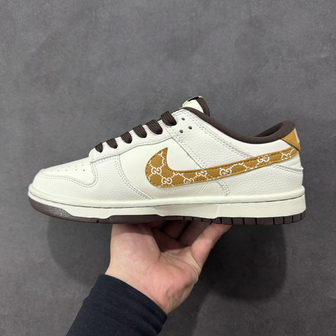 图片[2]-【定制版】Nike SB Dunk Low 北面联名 白黑棕 高端定制 低帮休闲板鞋  #定制鞋盒 大厂纯原品质出货 超高清洁度 皮料切割干净无任何毛边 细节完美 货号：YF9511-916  尺码：36 36.5 37.5 38 38.5 39 40 40.5 41 42 42.5 43 44 44.5 45-选品中心