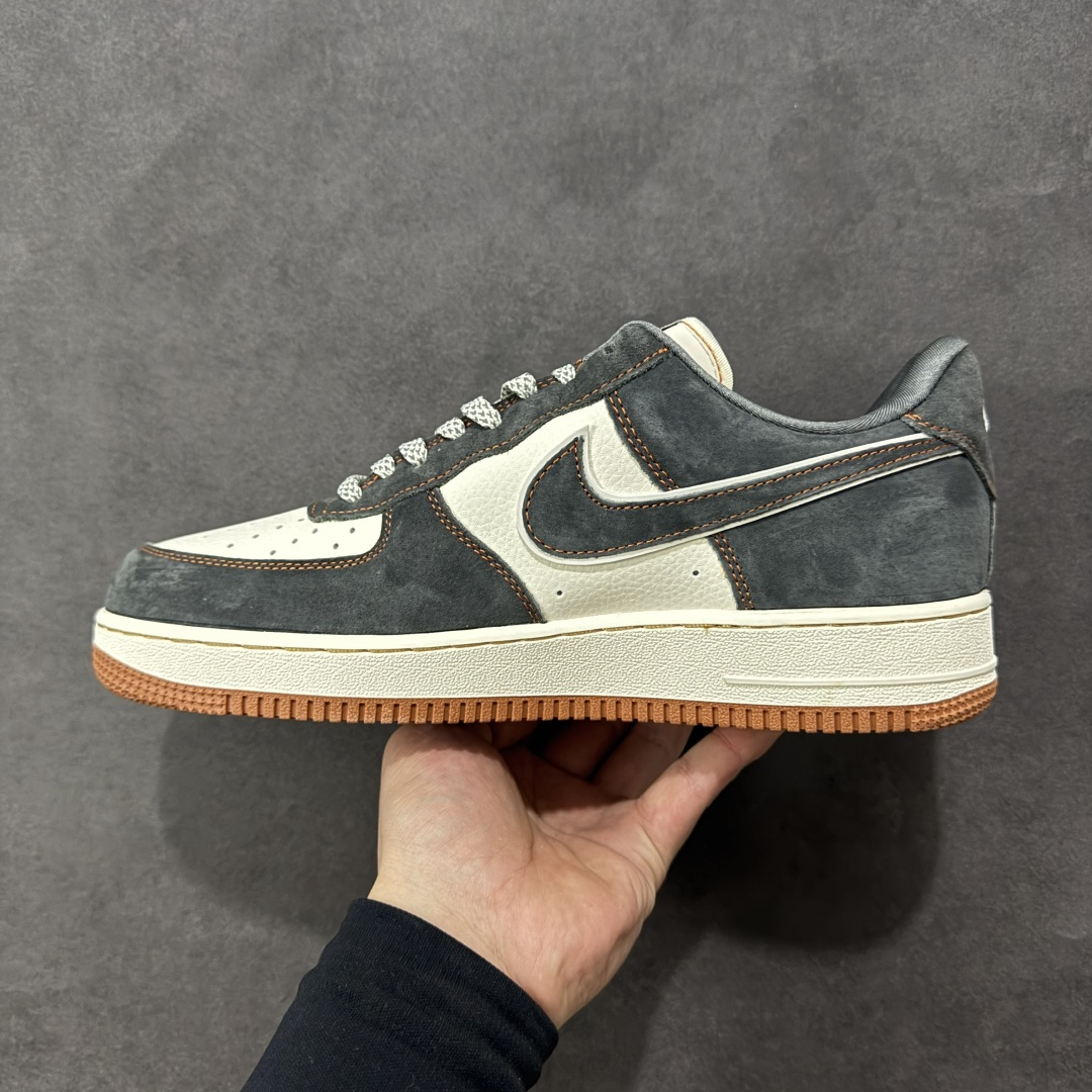 图片[2]-【定制版】NIke Air Force 1 \’07 Low 空军一号低帮 运动鞋 休闲鞋 折边针车 工艺难度大 原楦头原纸板 原装鞋盒 定制五金配件 内置全掌气垫 原厂鞋底 货号：SS1979-005 尺码：36 36.5 37.5 38 38.5 39 40 40.5 41 42 42.5 43 44 44.5 45 编码：HXSA310320-选品中心