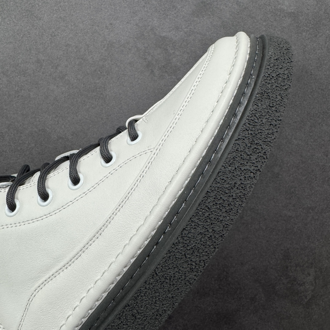 图片[5]-【广东纯原版】ECCO爱步跑步鞋百搭舒适 秋冬新款休闲运动鞋 灵动系列 黄景瑜同款 品质牛皮鞋面 轻盈柔韧 具有良好的透气性 细腻柔软 简约系带设计 可自由调节松紧 贴合脚型 PU泡沫橡胶大底 抓地力强 具有良好的防滑耐磨性 时尚简约 休闲百搭 货号： 966358-01002 尺码：38 39 40 41 42 43 44 （皮鞋码）-选品中心