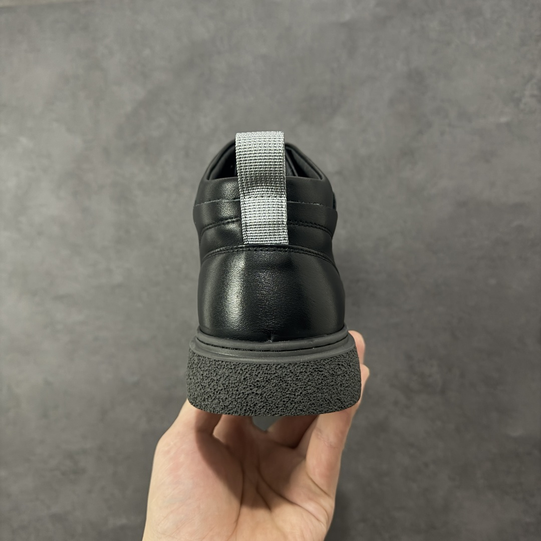 图片[4]-【广东纯原版】ECCO爱步跑步鞋百搭舒适 秋冬新款休闲运动鞋 灵动系列 黄景瑜同款 品质牛皮鞋面 轻盈柔韧 具有良好的透气性 细腻柔软 简约系带设计 可自由调节松紧 贴合脚型 PU泡沫橡胶大底 抓地力强 具有良好的防滑耐磨性 时尚简约 休闲百搭 货号： 966358-01001 尺码：38 39 40 41 42 43 44 （皮鞋码）-选品中心