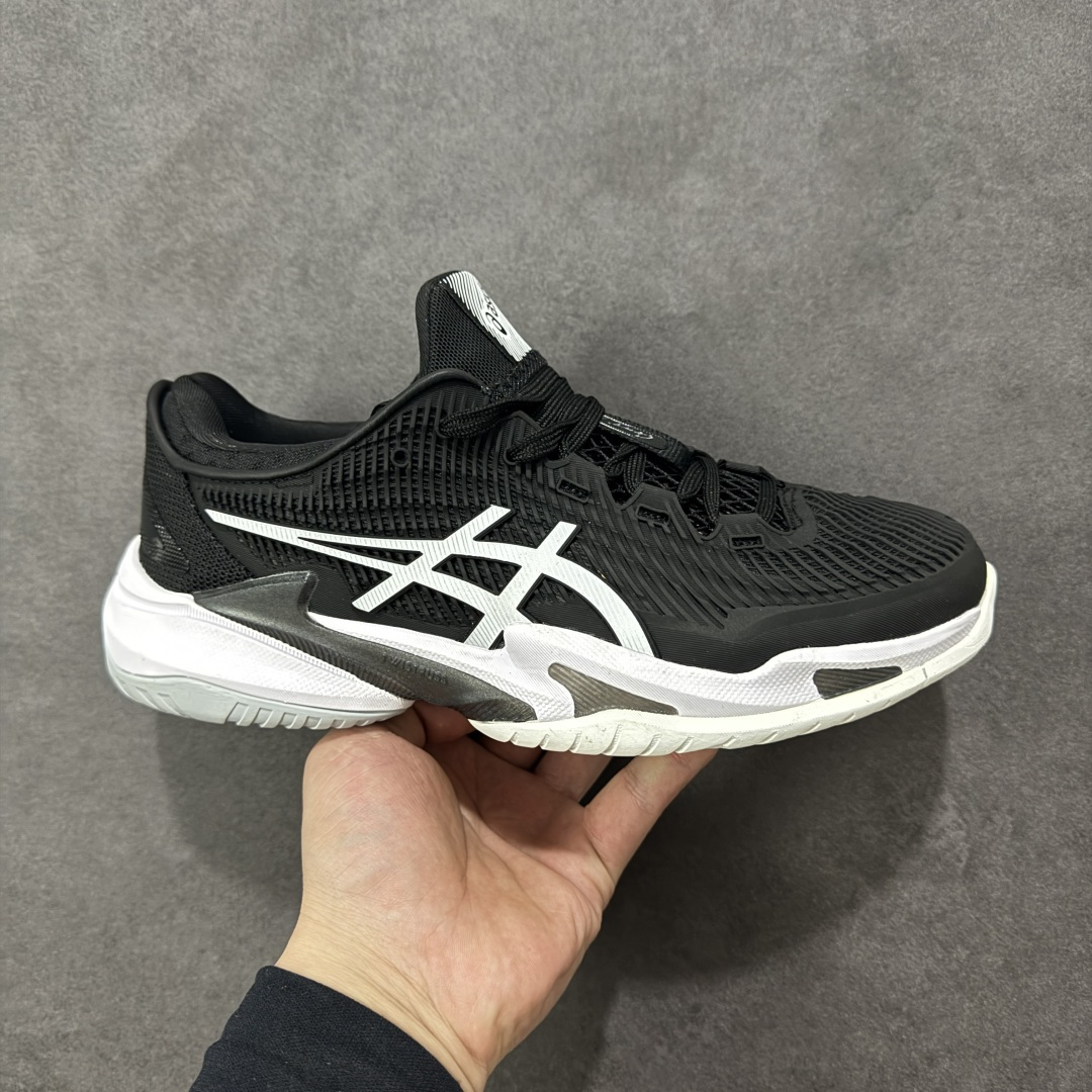 【公司级】Asics Court FF 3 织物合成革 防滑耐磨透气 低帮 网球鞋 COURT FF 3鞋面采用PU支撑裁片，提供了横向和纵向移动的灵活性的同时提升了足部移动时的稳定性；袜套式鞋口设计，提供很好的包裹性；分离式中足稳定片，改善扭转刚度，增加制动力和推进力；分离式后掌，增大触地面积之余，能够减少滑步耗时，降低身体负荷。 货号：1041A369-002 尺码：36-47 含半码 编码：FSB270280-选品中心