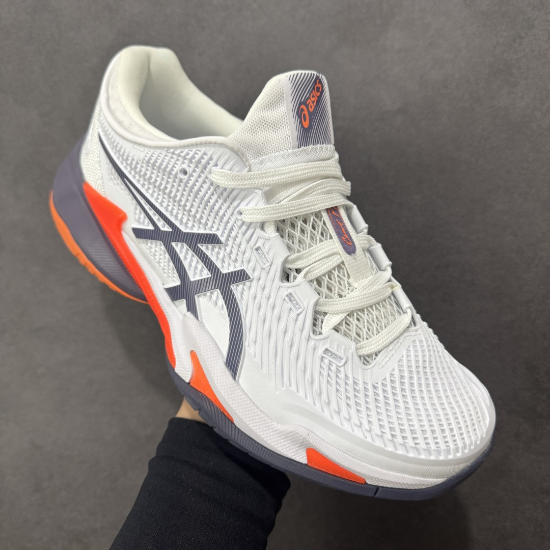 图片[3]-【公司级】Asics Court FF 3 织物合成革 防滑耐磨透气 低帮 网球鞋 COURT FF 3鞋面采用PU支撑裁片，提供了横向和纵向移动的灵活性的同时提升了足部移动时的稳定性；袜套式鞋口设计，提供很好的包裹性；分离式中足稳定片，改善扭转刚度，增加制动力和推进力；分离式后掌，增大触地面积之余，能够减少滑步耗时，降低身体负荷。 货号：1041A370-104 尺码：36-47 含半码 编码：FSB270280-选品中心