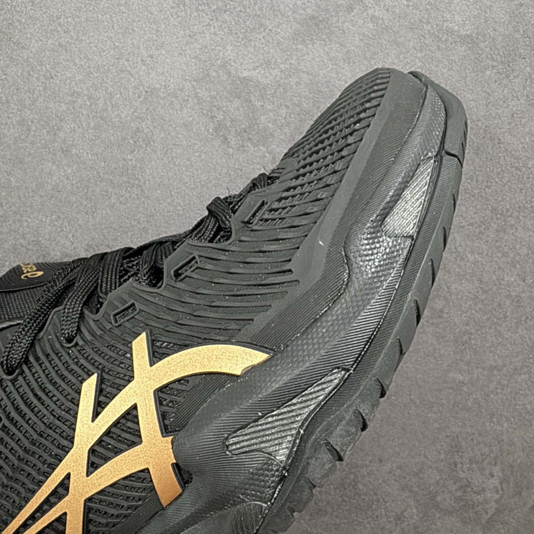 图片[5]-【公司级】Asics Court FF 3 织物合成革 防滑耐磨透气 低帮 网球鞋 COURT FF 3鞋面采用PU支撑裁片，提供了横向和纵向移动的灵活性的同时提升了足部移动时的稳定性；袜套式鞋口设计，提供很好的包裹性；分离式中足稳定片，改善扭转刚度，增加制动力和推进力；分离式后掌，增大触地面积之余，能够减少滑步耗时，降低身体负荷。 货号：1041A527-960 尺码：36-47 含半码 编码：FSB270280-选品中心