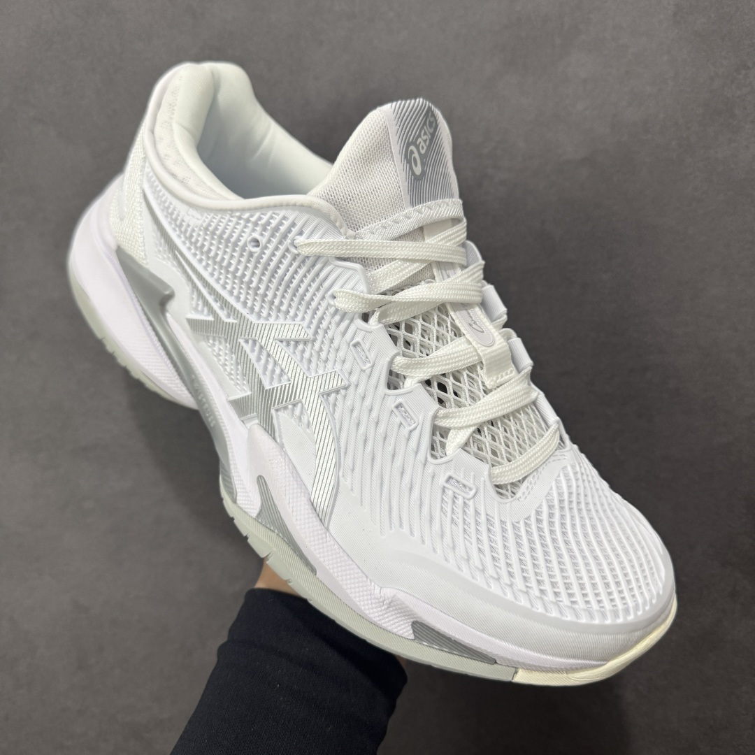 图片[3]-【公司级】Asics Court FF 3 织物合成革 防滑耐磨透气 低帮 网球鞋 COURT FF 3鞋面采用PU支撑裁片，提供了横向和纵向移动的灵活性的同时提升了足部移动时的稳定性；袜套式鞋口设计，提供很好的包裹性；分离式中足稳定片，改善扭转刚度，增加制动力和推进力；分离式后掌，增大触地面积之余，能够减少滑步耗时，降低身体负荷。 货号：1042A220-100 尺码：36-47 含半码 编码：FSB270280-选品中心