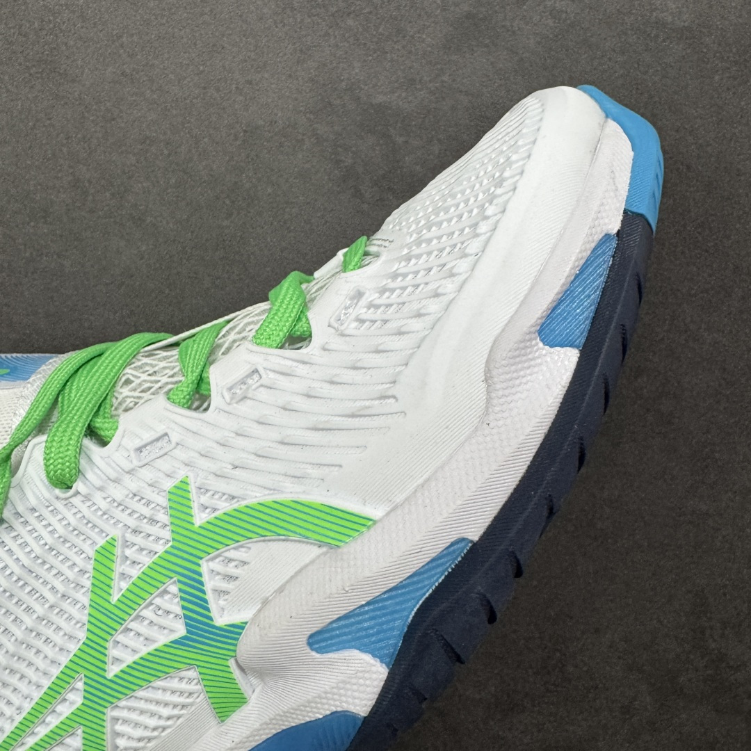 图片[5]-【公司级】Asics Court FF 3 织物合成革 防滑耐磨透气 低帮 网球鞋 COURT FF 3鞋面采用PU支撑裁片，提供了横向和纵向移动的灵活性的同时提升了足部移动时的稳定性；袜套式鞋口设计，提供很好的包裹性；分离式中足稳定片，改善扭转刚度，增加制动力和推进力；分离式后掌，增大触地面积之余，能够减少滑步耗时，降低身体负荷。 货号：1041A370-103 尺码：36-47 含半码 编码：FSB270280-选品中心