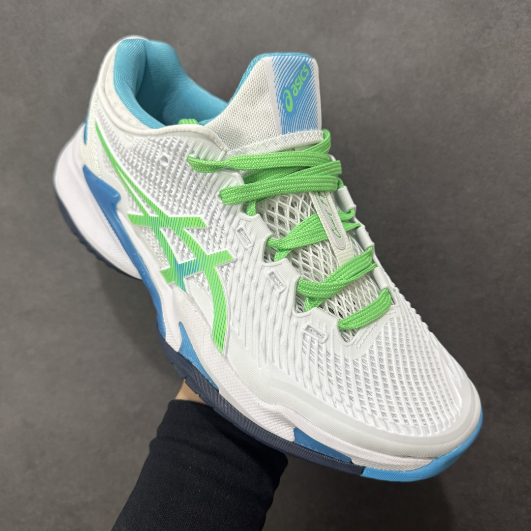 图片[3]-【公司级】Asics Court FF 3 织物合成革 防滑耐磨透气 低帮 网球鞋 COURT FF 3鞋面采用PU支撑裁片，提供了横向和纵向移动的灵活性的同时提升了足部移动时的稳定性；袜套式鞋口设计，提供很好的包裹性；分离式中足稳定片，改善扭转刚度，增加制动力和推进力；分离式后掌，增大触地面积之余，能够减少滑步耗时，降低身体负荷。 货号：1041A370-103 尺码：36-47 含半码 编码：FSB270280-选品中心