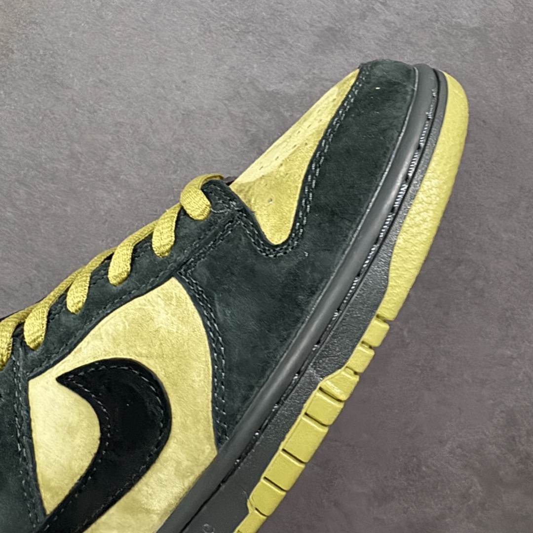 图片[5]-【公司级】Supreme x Nike Dunk SB Low Pro OG Sup x 耐克 SB 低帮 联名黄黑 鞋身整体以黄色作为主色调，搭配黑色框架覆盖层，使鞋款十分百搭，鞋舌绣标上以Nike Swoosh Logo呈现，鞋身两侧的Swooshh Logo采用黑色点缀，后跟饰片采辅以黑色麂皮妆点，鞋舌是网眼布材料，增强了透气性，整体十分百搭；后跟Nike字样以白色刺绣妆点，后跟雕刻Supreme创办年份94数字，而\”Nike SB x Supreme\”吊牌，更是为整体造型增添了一抹标志性的独特风采，中底以及鞋垫内侧带有Supremef字样，彰显联名身份；最后以黑色中底搭配黄色橡胶完善整体设计收尾。 货号：HQ8487-300 尺码：36 36.5 37.5 38 38.5 39 40 40.5 41 42 42.5 43 44 44.5 45 编码：FSB250260-选品中心