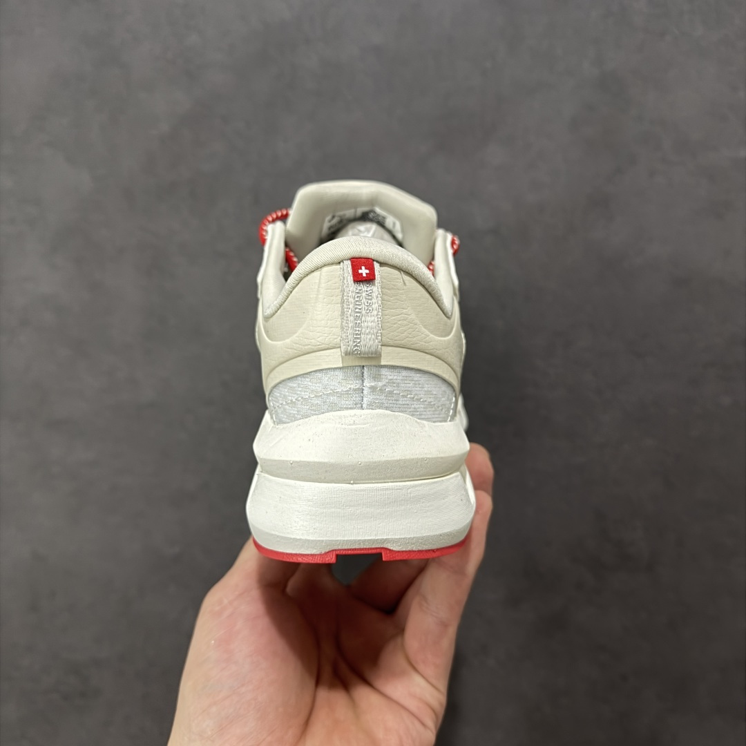 图片[4]-【公司级】On昂跑 Cloudzone Moon 柔软舒适防滑耐磨 低帮 休闲跑步鞋 新款跑鞋以专业运动人体跑步工程学为设计核心 让跑者毫不费力地尽情畅跑 兼顾舒适和透气 货号：3WF30613045 尺码：36 36.5 37 38 38.5 39 40 40.5 41 42 42.5 43 44 45 编码：LNHB230240-选品中心