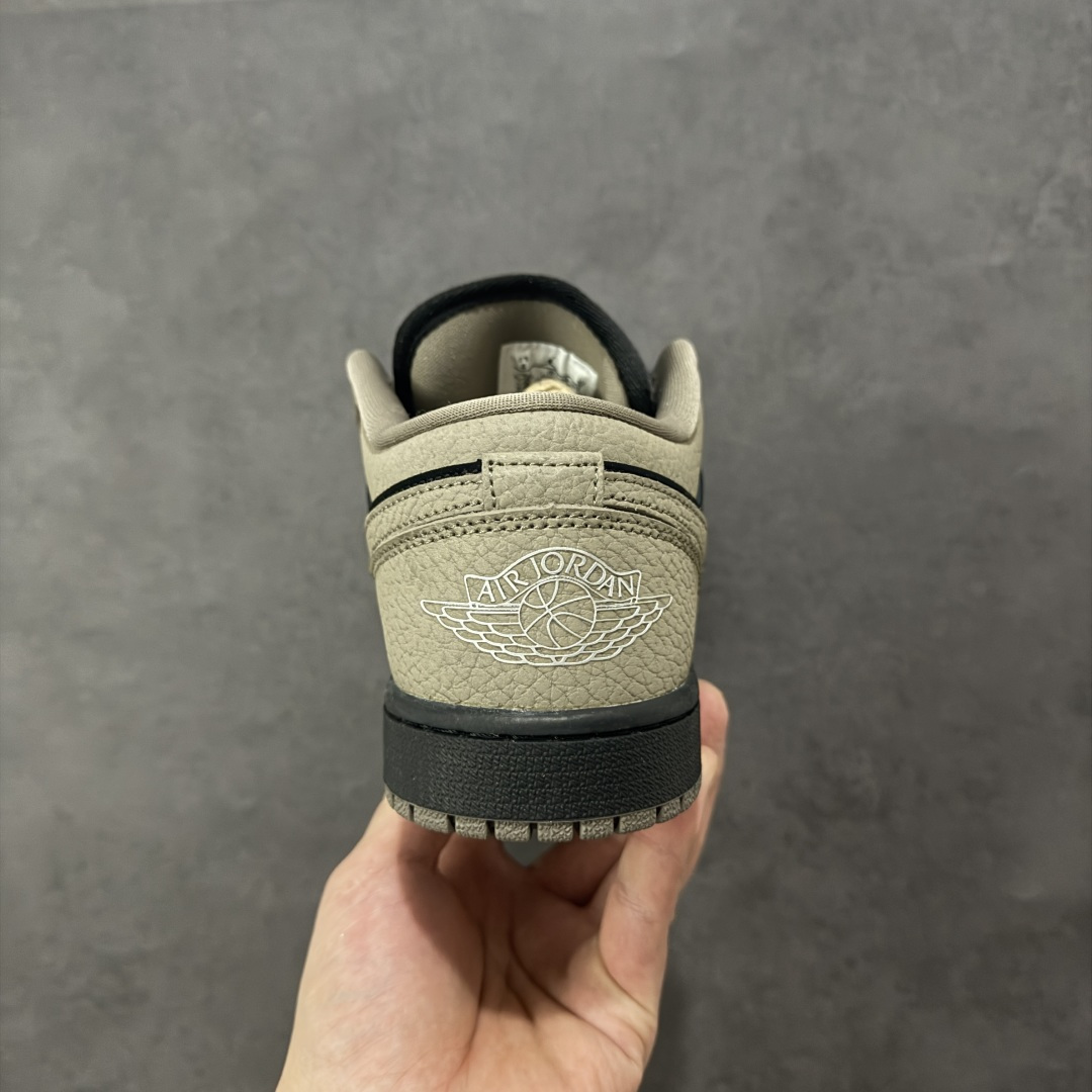 图片[4]-【定制版】Nike AIR JORDAN 1 LOW SE AJ1 乔1做旧复古摩卡棕黑 低帮文化休闲板鞋 市场唯一独家头层皮打造 原鞋原档案开发 原厂皮料 原档冲孔鞋头 正确满胶鞋垫 四线拉帮 原厂织唛标 鞋舌高弹海绵填充 货号：IB7109-005 尺码：36-45带半码-选品中心