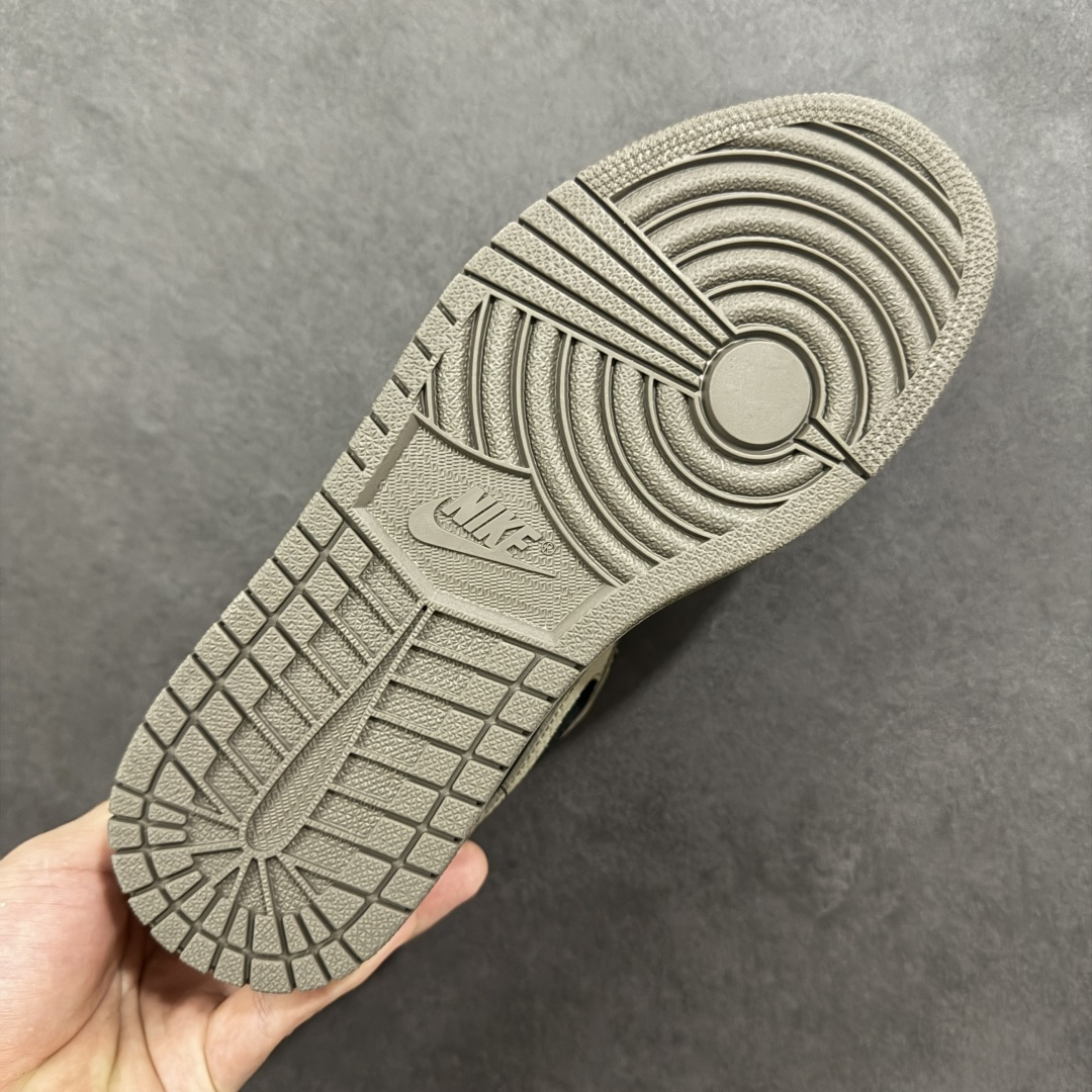 图片[9]-【定制版】Nike AIR JORDAN 1 LOW SE AJ1 乔1做旧复古摩卡棕黑 低帮文化休闲板鞋 市场唯一独家头层皮打造 原鞋原档案开发 原厂皮料 原档冲孔鞋头 正确满胶鞋垫 四线拉帮 原厂织唛标 鞋舌高弹海绵填充 货号：IB7109-005 尺码：36-45带半码-选品中心