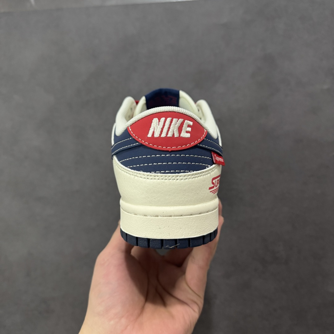 图片[4]-【定制版】Air Jordan 1 Low AJ1 乔1 “Superme联名—米白蓝红”高端定制 低帮复古篮球鞋 #定制鞋盒 大厂纯原品质出货 超高清洁度 皮料切割干净无任何毛边 细节完美 货号：XD1588-241 尺码：36 36.5 37.5 38 38.5 39 40 40.5 41 42 42.5 43 44 44.5 45-选品中心