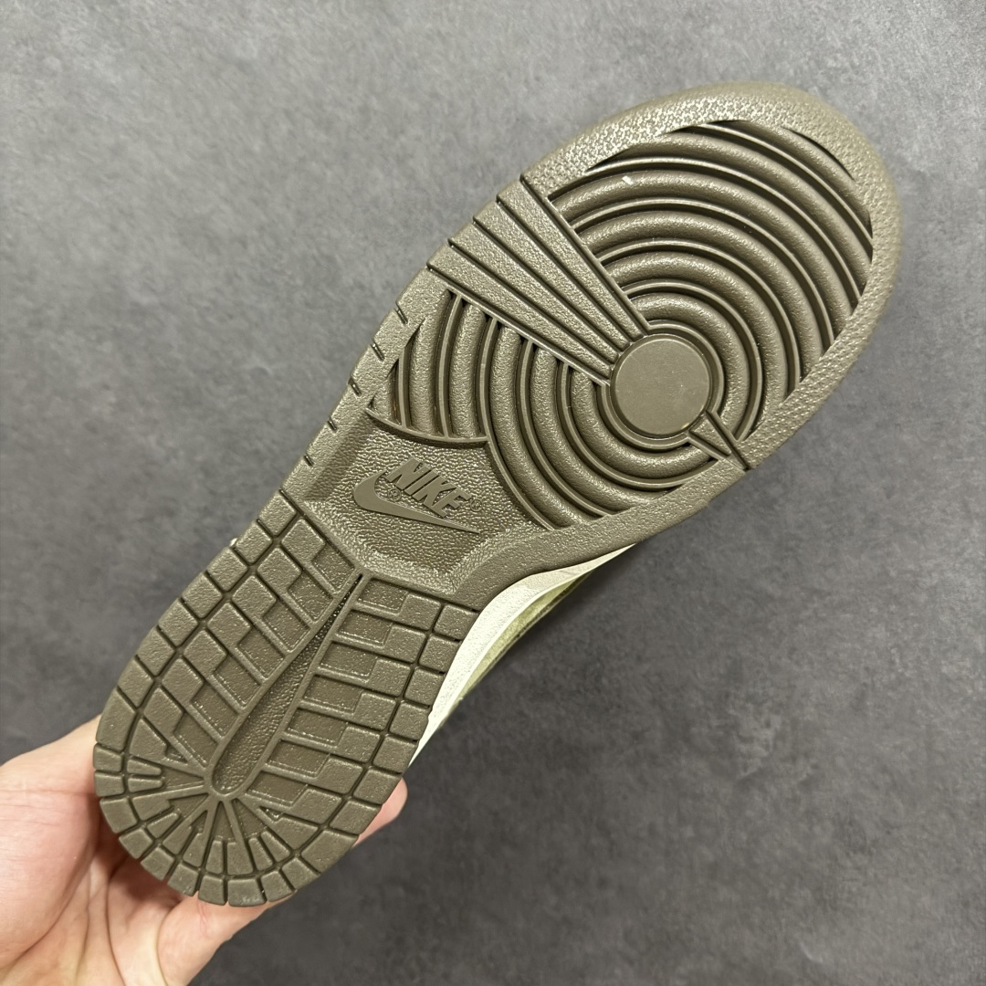 图片[9]-【定制版】Nike Dunk LOW 马年限定 防滑耐磨 耐克 舒适百搭 低帮板鞋 货号： IQ1118-220 尺码： 36 36.5 37.5 38 38.5 39 40 40.5 41 42 42.5 43 44 45-选品中心