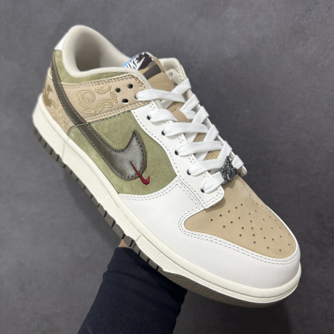 图片[3]-【定制版】Nike Dunk LOW 马年限定 防滑耐磨 耐克 舒适百搭 低帮板鞋 货号： IQ1118-220 尺码： 36 36.5 37.5 38 38.5 39 40 40.5 41 42 42.5 43 44 45-选品中心