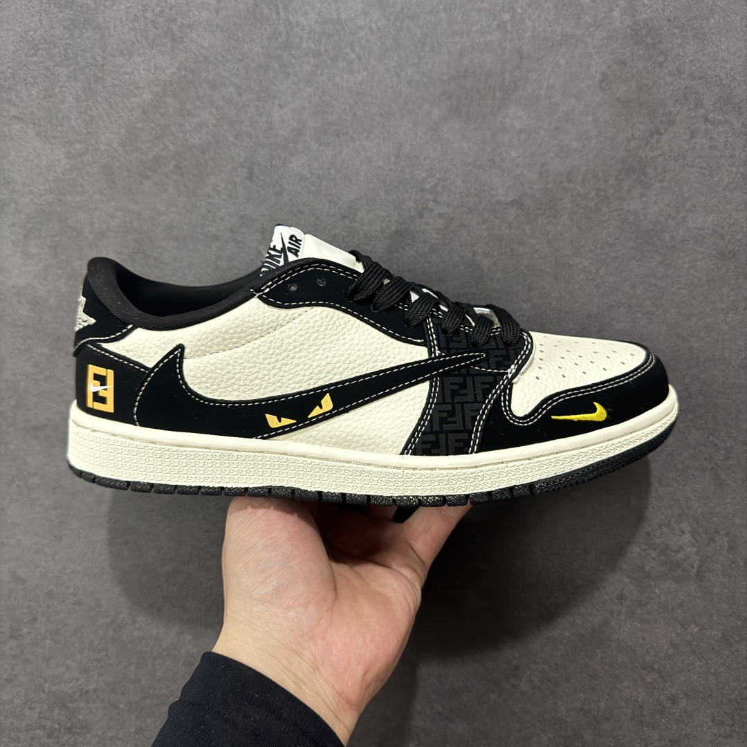 【定制版】Travis Scott x Jordan 1 Low “芬迪联名——字母米黑黄” 高端定制 乔丹倒勾低帮休闲板鞋 大厂纯原品质出货 纯正版型 定制鞋盒 皮料切割干净无任何毛边 细节完美 超高清洁度 货号：DD7866-110 尺码：36 36.5 37.5 38 38.5 39 40 40.5 41 42 42.5 43 44 44.5 45-选品中心