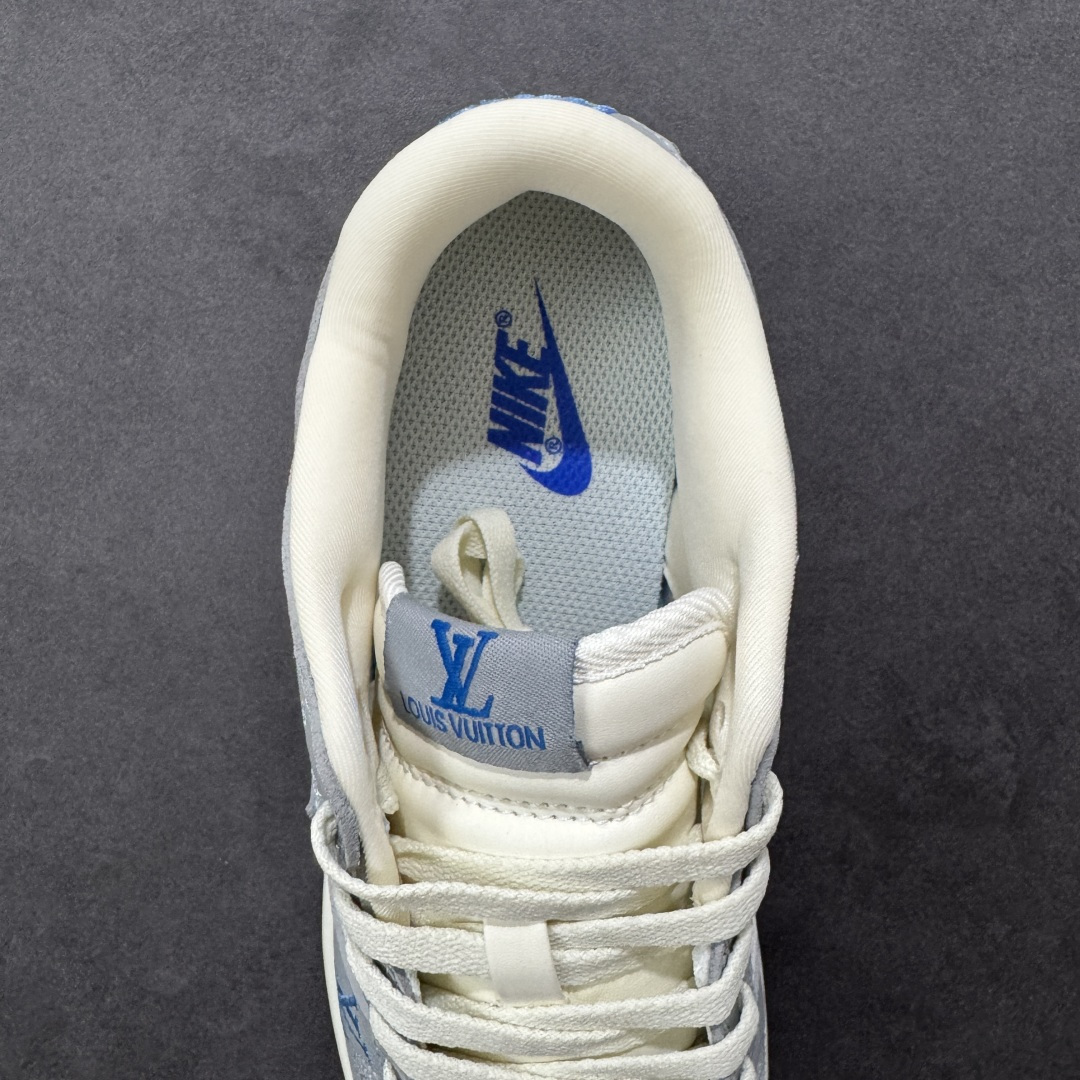 图片[7]-【定制版】Nike SB Dunk Low \”LV联名“——白蓝” 高端定制 低帮休闲板鞋 定制鞋盒 高级夜光效果 Ortholite鞋垫透气防臭 大厂纯原品质出货 超高清洁度 皮料切割干净无任何毛边 细节完美 货号：YF9511-912 尺码： 36 36.5 37.5 38 38.5 39 40 40.5 41 42 42.5 43 44 44.5 45-选品中心