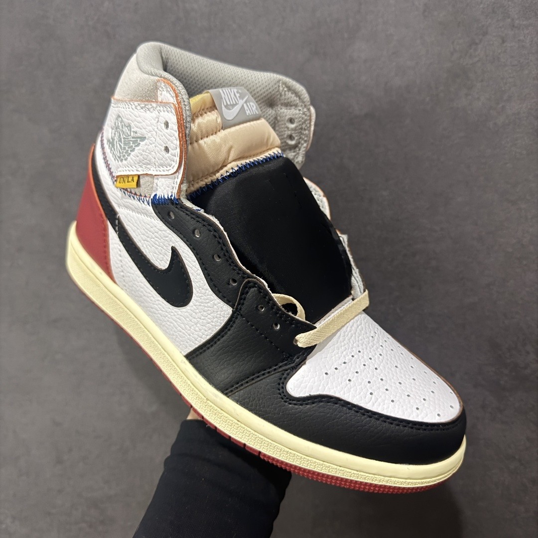 图片[3]-【全头层版本】Air Jordan AJ1 Retro High OG 联名黑白红 本厂联名出货 AJ1 高帮 UN 联名 全头层出货 放心推广 一个月质保 开胶 免费换新！ 给的就是底气 货号： BV1300-106 尺码：36 36.5 37.5 38 38.5 39 40 40.5 41 42 42.5 43 44 44.5 45 46-选品中心