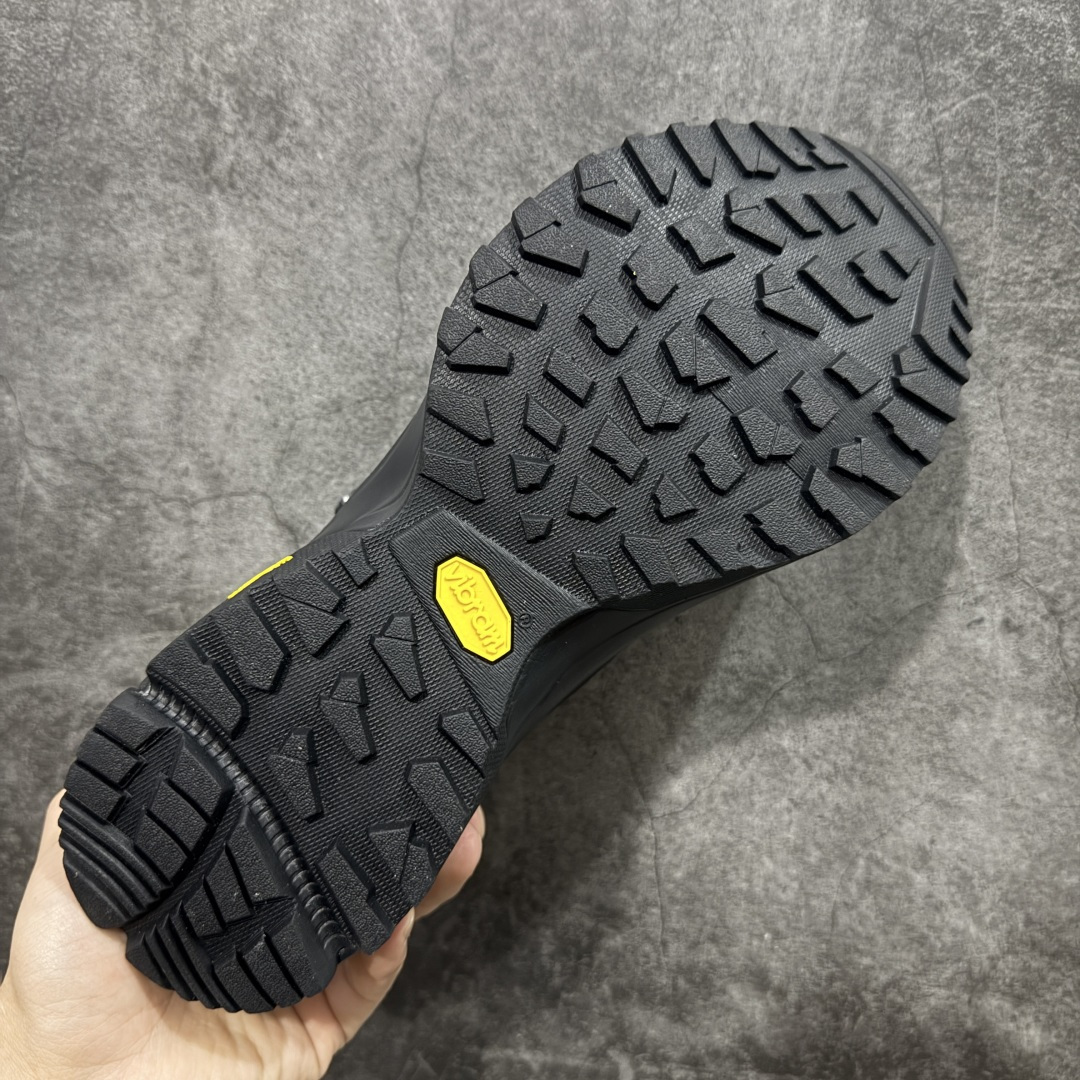 图片[9]-【纯原M版】凯乐石KAILAS 界山GTX BOA 户外运动 防滑耐磨防水 低帮 登山徒步鞋 男女款 正确大底区别市场公版错误字体底 正确细节 gtx防水鞋面 价格合理不杀猪！ KAILAS凯乐石品牌是全球三大全系攀登品牌之一，于2003年创立于中国广州，致力于为有攀登梦想的户外运动员及爱好者，研发制造功能性专业装备，满足他们在极限环境下安全舒适的需求，凯乐石专注于科技面料的开发及专业功能设计，产品线覆盖登山、攀岩、徒步、越野跑山、露营、旅行等多项户外运动，通过运动员的测试反馈，不断进化迭代，产品荣获国内外大奖71座，发明专利21个，更突破性的自主研发攀登器械，打造出中国的攀登硬实力 尺码：36-45含半码-选品中心