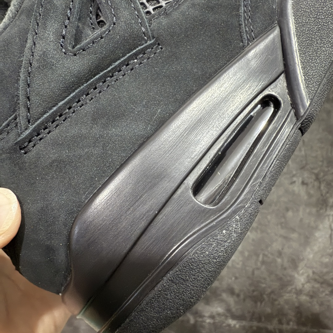 图片[3]-【新DT版】Air Jordan 4 Retro AJ4 乔4黑猫2.0复刻版 FV5029-010 全新升级改良 顶级原厂麂皮绒感到位 原鞋原楦原纸板同源开发 完美呈现乔4的版型 内侧正确双色网格 还原细节 原厂皮料 正确气垫颜色 正确网格工艺 正确拉帮工艺 全鞋原装材料制作 原档案原模具打造 支持全方位与正品对比 尺码：40-47.5-选品中心