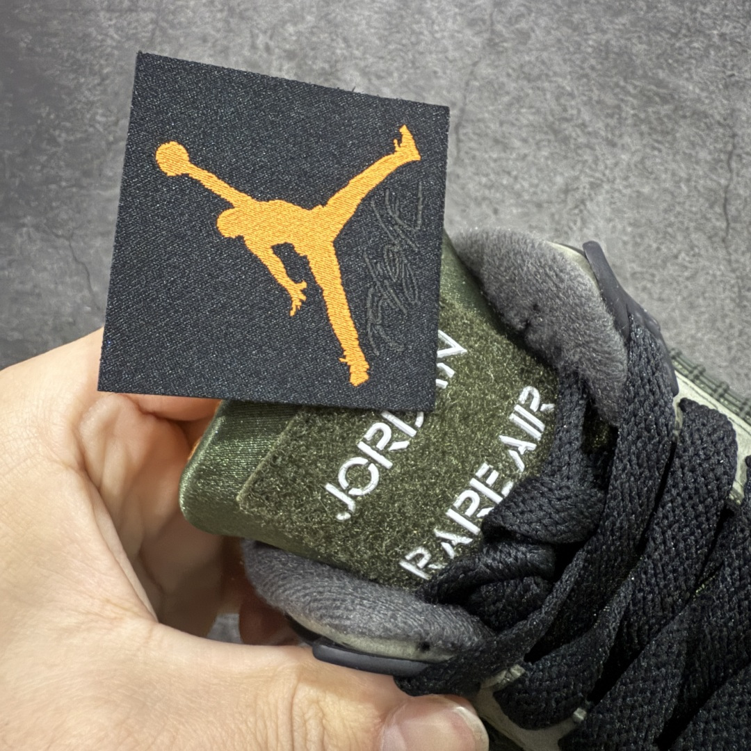 图片[6]-【新DT版】Air Jordan 4 Retro AJ4 乔4军绿 IB1519-200 全新升级改良 顶级原厂麂皮绒感到位 原鞋原楦原纸板同源开发 完美呈现乔4的版型 内侧正确双色网格 还原细节 原厂皮料 正确气垫颜色 正确网格工艺 正确拉帮工艺 全鞋原装材料制作 原档案原模具打造 支持全方位与正品对比 尺码：40-47.5-选品中心