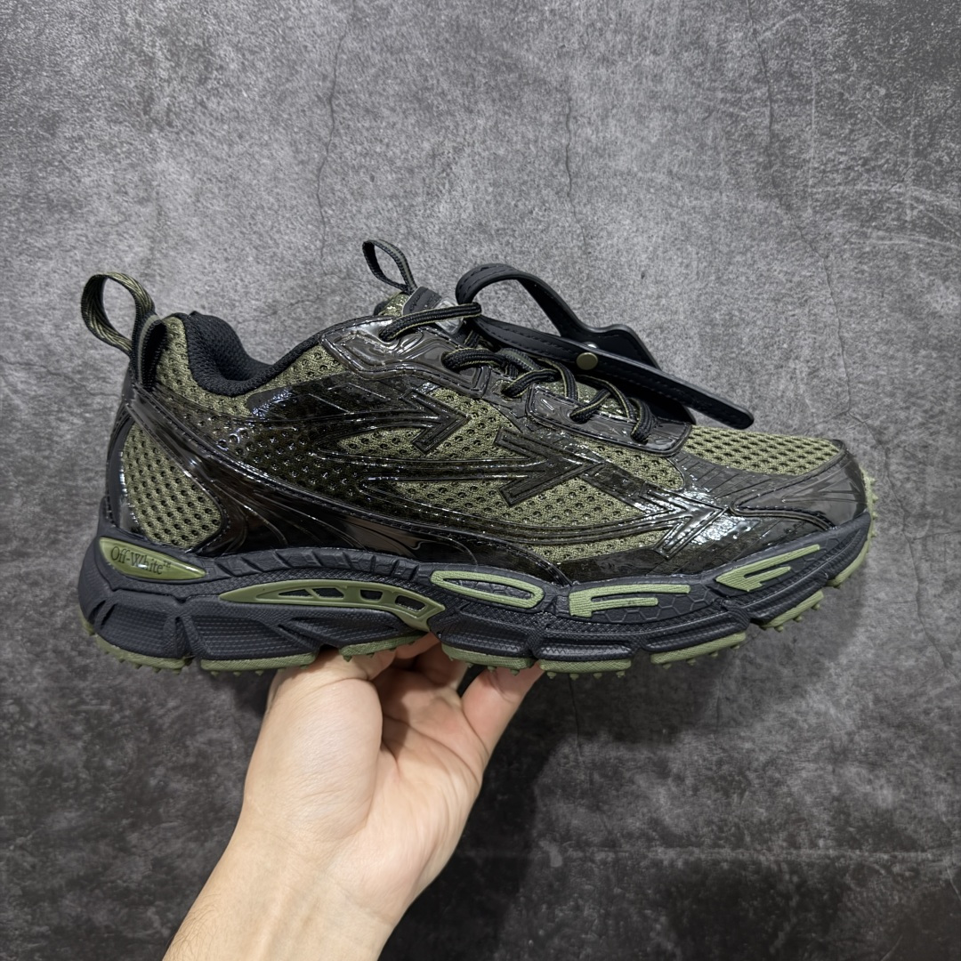 【纯原OK版本】Off-White OW最新款跑鞋 复古休闲鞋 百分百原盒正确版 原楦原纸板数据开发 4层分离大底#鞋面采用3d立体打印和多种材料拼接而成#防滑耐磨透气性轻便跑鞋 作为曾经爆火 并且定位奢潮领域的标志性品牌 Off-White 仍需要不断更新符合当下潮流时尚的复古运动鞋款，以期收获基本盘消费者的关注 此次更新的 Off-White 新款运动鞋将经典复古老爹鞋细节设计更加夸张化 并将标志性箭头设计置于显著位置 除此之外 整个系列的色彩搭配也可谓纷繁多样 总有一款适合你 尺码：36 37 38 39 40 41 42 43 44 45 46 47-选品中心