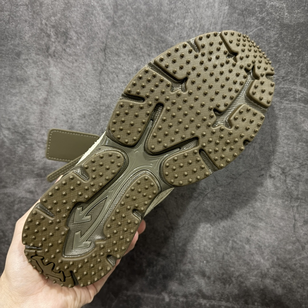 图片[9]-【纯原OK版本】Off-White OW最新款跑鞋 复古休闲鞋 百分百原盒正确版 原楦原纸板数据开发 4层分离大底#鞋面采用3d立体打印和多种材料拼接而成#防滑耐磨透气性轻便跑鞋 作为曾经爆火 并且定位奢潮领域的标志性品牌 Off-White 仍需要不断更新符合当下潮流时尚的复古运动鞋款，以期收获基本盘消费者的关注 此次更新的 Off-White 新款运动鞋将经典复古老爹鞋细节设计更加夸张化 并将标志性箭头设计置于显著位置 除此之外 整个系列的色彩搭配也可谓纷繁多样 总有一款适合你 尺码：36 37 38 39 40 41 42 43 44 45 46 47-选品中心