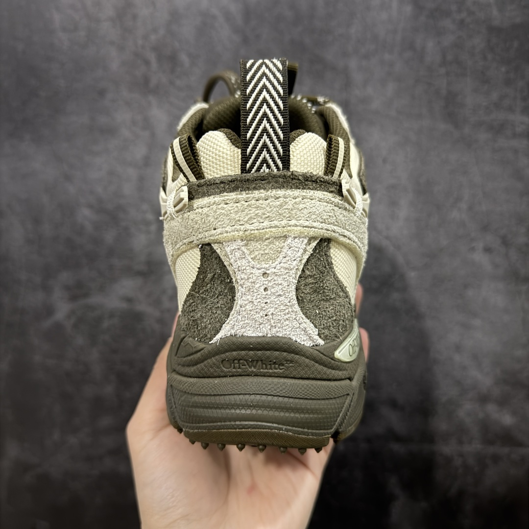 图片[4]-【纯原OK版本】Off-White OW最新款跑鞋 复古休闲鞋 百分百原盒正确版 原楦原纸板数据开发 4层分离大底#鞋面采用3d立体打印和多种材料拼接而成#防滑耐磨透气性轻便跑鞋 作为曾经爆火 并且定位奢潮领域的标志性品牌 Off-White 仍需要不断更新符合当下潮流时尚的复古运动鞋款，以期收获基本盘消费者的关注 此次更新的 Off-White 新款运动鞋将经典复古老爹鞋细节设计更加夸张化 并将标志性箭头设计置于显著位置 除此之外 整个系列的色彩搭配也可谓纷繁多样 总有一款适合你 尺码：36 37 38 39 40 41 42 43 44 45 46 47-选品中心
