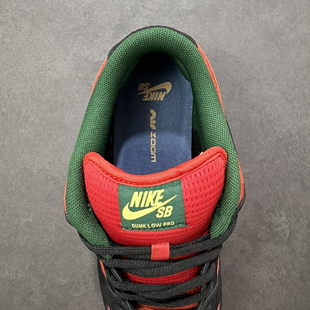 图片[7]-【公司级】Nike Dunk SB Low 黑红生胶 原装头层材料 独家版型蒸餾加工帶來的是更好的视觉和脚感体验大厂纯原品质出货 清洁度 电绣工艺 皮料切割干净无任何毛边 细节完美   货号：FZ1287-300  尺码：36 36.5 37.5 38 38.5 39 40 40.5 41 42 42.5 43 44 44.5 45-选品中心