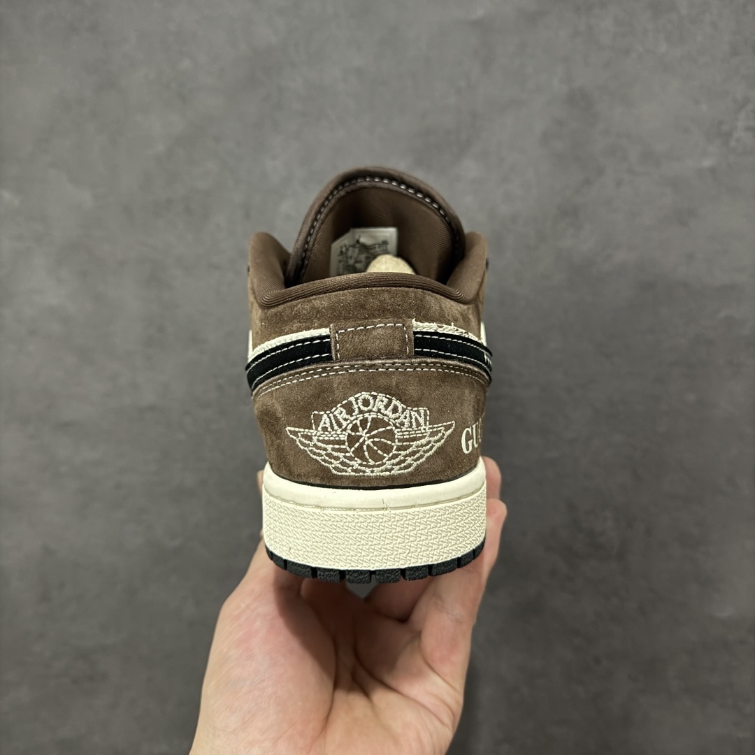 图片[4]-【定制版】Air Jordan 1 Low AJ1 乔1 “古驰联名—黑棕麂皮”高端定制 低帮复古篮球鞋 #定制鞋盒 大厂纯原品质出货 超高清洁度 皮料切割干净无任何毛边 细节完美 货号：LD8888-011 尺码：36 36.5 37.5 38 38.5 39 40 40.5 41 42 42.5 43 44 44.5 45-选品中心