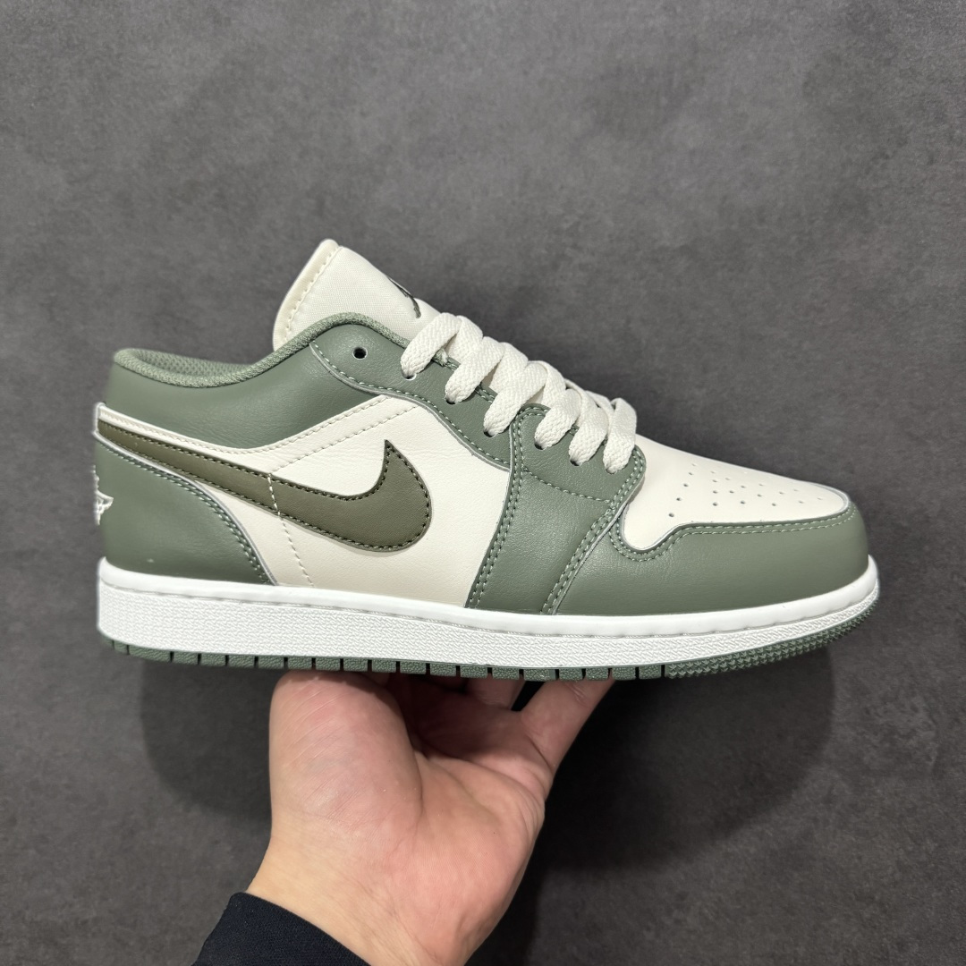 【K版纯原】Air Jordan AJ1 Low 低帮白绿 553558-300 全新流水线出品 市场第二梯队最强版 全部原鞋开发 原楦原纸板开发 全鞋电脑针车 原厂内置全掌气垫 原盒内在原标 唯一Zp原版鞋带绑法 免检产品 全新2022版型 全头层皮料 完美零毛边处理 原厂配置全掌气垫 价格定位良心 新配色陆续出货 尺码： 36-46-选品中心