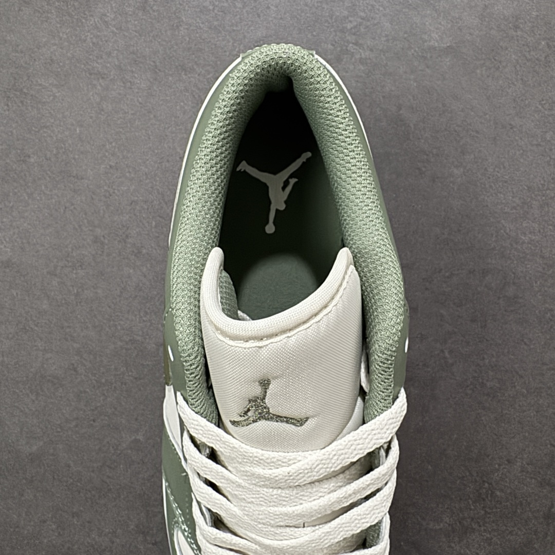 图片[7]-【K版纯原】Air Jordan AJ1 Low 低帮白绿 553558-300 全新流水线出品 市场第二梯队最强版 全部原鞋开发 原楦原纸板开发 全鞋电脑针车 原厂内置全掌气垫 原盒内在原标 唯一Zp原版鞋带绑法 免检产品 全新2022版型 全头层皮料 完美零毛边处理 原厂配置全掌气垫 价格定位良心 新配色陆续出货 尺码： 36-46-选品中心