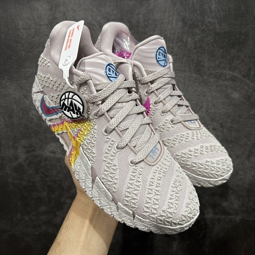 【灭世纯原】NK Ja 3 莫兰特3代 JA3 EYBL 浅粉 灭世纯原 颠覆革新 全码出货‼ #增配前掌ZoomTurbo➕抗扭片➕后掌马蹄Zoom气垫（正品仅配置前掌长方形zoom气垫） #采用科比4代鞋楦以及龙骨数据打造！小科4实至名归！（完美解决正品压脚趾问题） #鞋身➕鞋头增配高频补强层，提升鞋头以及脚踝支撑性 #鞋垫采用科比4代元年高弹缓震垫材质-磨合一场直接贴合脚型☑ #外底加厚2mm，升级止滑配方，磨合一次，抓地原地起飞 缓震配置独家革新，澎湃脚感，实战属性直接拉满！ 货号：IH2374-001 尺码：39 40 40.5 41 42 42.5 43 44 44.5 45 46-选品中心