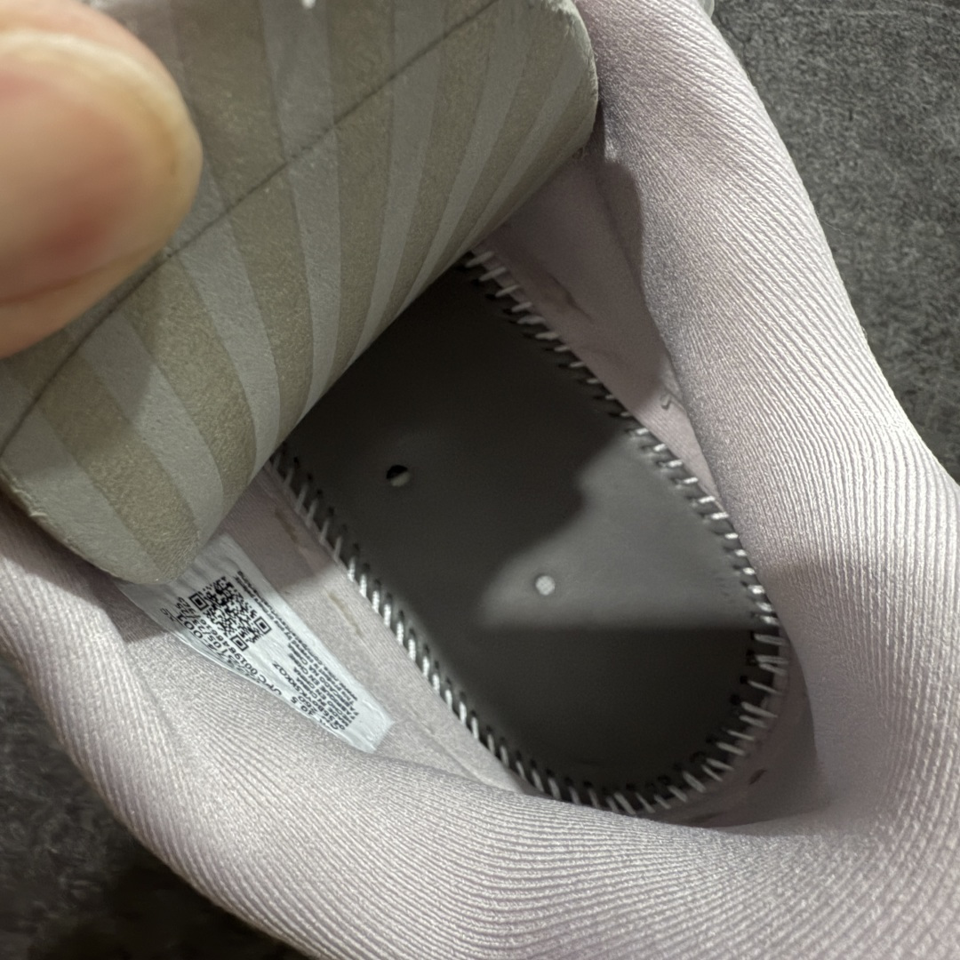 图片[8]-【灭世纯原】NK Ja 3 莫兰特3代 JA3 EYBL 浅粉 灭世纯原 颠覆革新 全码出货‼ #增配前掌ZoomTurbo➕抗扭片➕后掌马蹄Zoom气垫（正品仅配置前掌长方形zoom气垫） #采用科比4代鞋楦以及龙骨数据打造！小科4实至名归！（完美解决正品压脚趾问题） #鞋身➕鞋头增配高频补强层，提升鞋头以及脚踝支撑性 #鞋垫采用科比4代元年高弹缓震垫材质-磨合一场直接贴合脚型☑ #外底加厚2mm，升级止滑配方，磨合一次，抓地原地起飞 缓震配置独家革新，澎湃脚感，实战属性直接拉满！ 货号：IH2374-001 尺码：39 40 40.5 41 42 42.5 43 44 44.5 45 46-选品中心