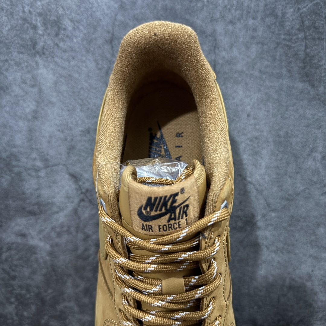 图片[8]-【T版/XC改进版】NK Air Force 1 Low 07 LV8 \”Wheat Flax\” 空军一号低帮 小麦色 CJ9179-200 此版修改勾子颜色 原厂麂皮鞋面打造 原楦头原纸板 纯正空军版型 全掌内置蜂窝气垫 原盒配件 原厂中底钢印、拉帮完美 尺码：36 36.5 37.5 38 38.5 39 40 40.5 41 42 42.5 43 44 44.5 45-选品中心