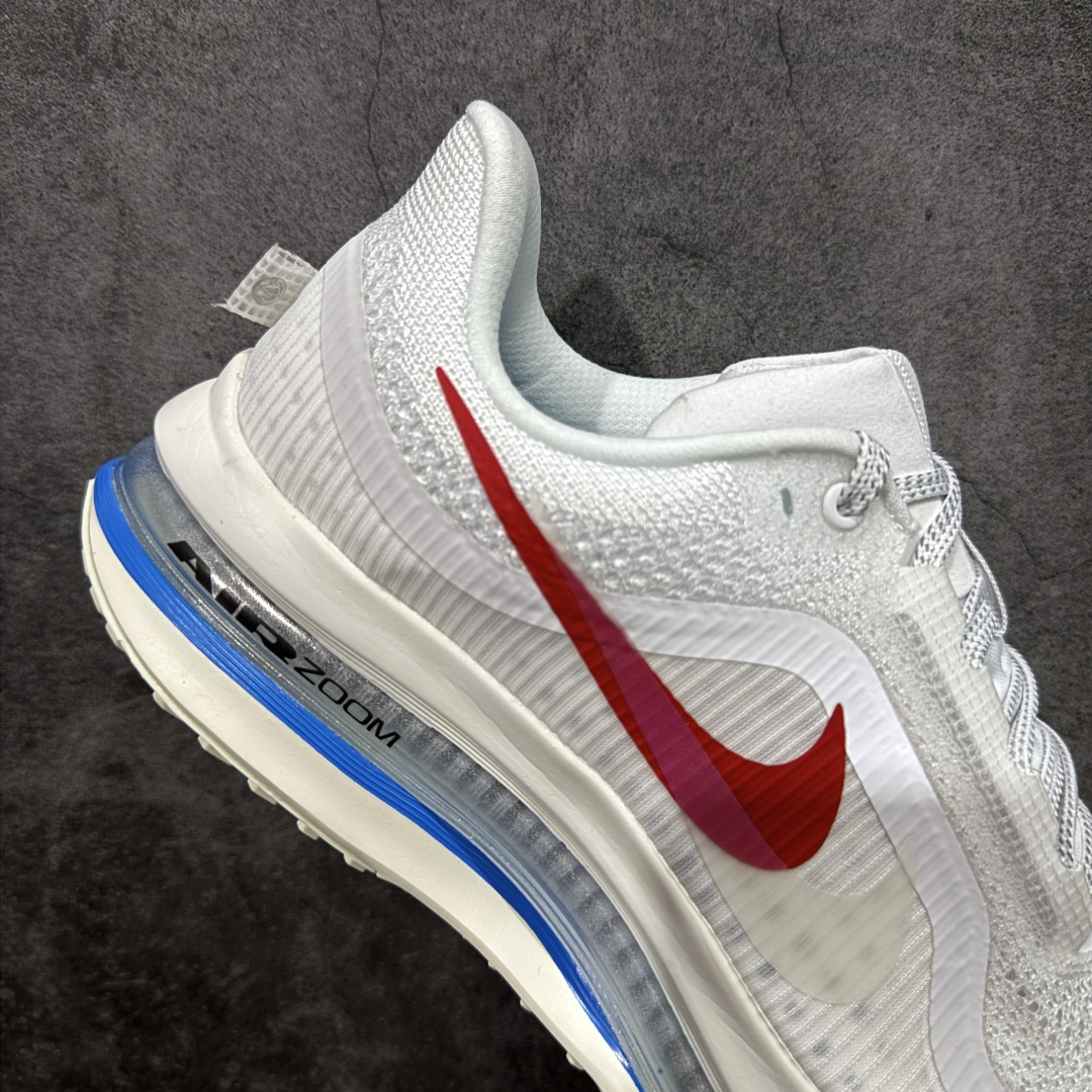 图片[7]-【XE纯原版】Nike Pegasus Premium Airscape 舒适百搭减震防滑耐磨透气 低帮跑步鞋     目前市场最强品质 原版购入开发 一切材质配件均匀原版一致 完美版型 高端玩家必推版本 高价零售必推版本 欢迎对比市面任意版本‼️ 这双鞋简直是时尚与科技的完美融合。 经典黑色鞋面，质感爆棚，搭配超亮眼的银色大勾子，瞬间成为街头焦点。 鞋侧独特小吊牌，细节满满，个性直接拉满。  脚下的全掌气垫更是亮点，红黑配色超吸睛，不仅颜值在线，缓震性能更是一绝。 不管是日常出街还是慢跑锻炼，都能给双脚极致舒适体验。  码数超全，36 – 46 码任你选！别犹豫啦，穿上它，轻松走出潮流范，开启你的时尚运动新旅程！   #独家原包 原底原料 开模打造  #原厂鞋标 高精密准度  #原楦原纸板开发 匹配原版98%以上  #后跟弧度 正确呈现  #原厂皮料 质感无敌  #皮料切割干净 无任何毛边 清洁度细节完美  货号：IH7347-111 码段：36-46-选品中心
