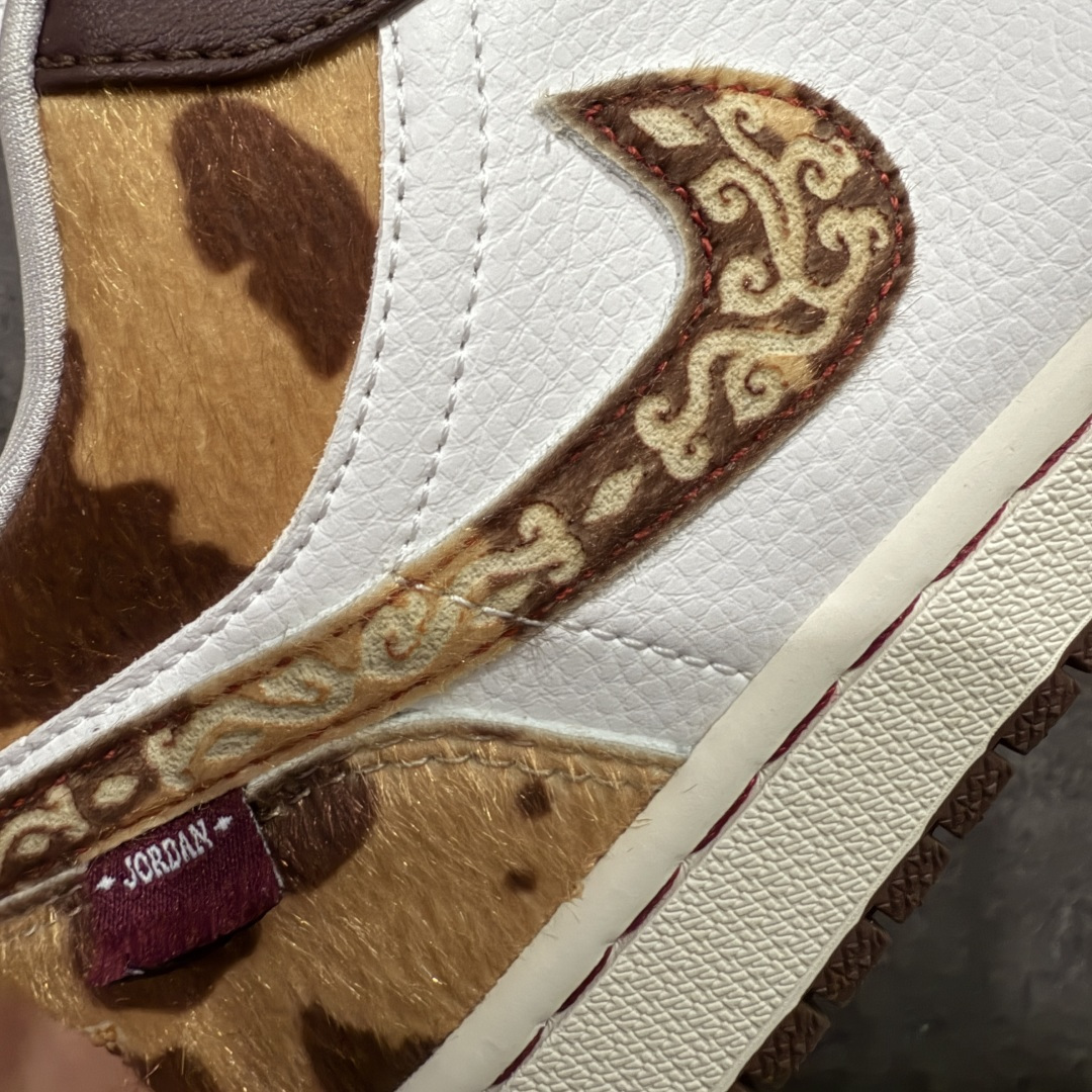 图片[3]-【H11纯原】Nike Air Jordan 1 LOW CNY AJ1 乔一 马年限定 新年款 精致防滑 低帮复古篮球鞋 男女同款 棕褐色 货号：IQ5321-121 尺码：35.5 36 36.5 37.5 38 38.5 39 40 40.5 41 42 42.5 43 44 45 46 47.5-选品中心