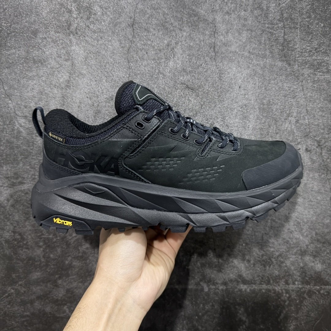 【纯原福利】HOKA ONE ONE Kaha Low GTX 卡哈 END联名低帮缓震防水户外功能鞋 原xx 的顶级纯原防水版 现福利特价 把握手速 顶级好货💪🏻  鞋款特别研发使用性能独特的几何形跑鞋中底，此种鞋底更厚、更高、回弹性也更好，除了卓越的缓冲性能，它还能为各种阶段的跑者带来更具动感、更加稳定的跑步体验。HOKA ONE ONE从设计之初就清楚意识到，要保证跑者步幅的均匀一致，双脚自然而然的运动至关重要  尺码：36 36.5 37 38 38.5 39 40 40.5 41 42 42.5 43 44 45-选品中心
