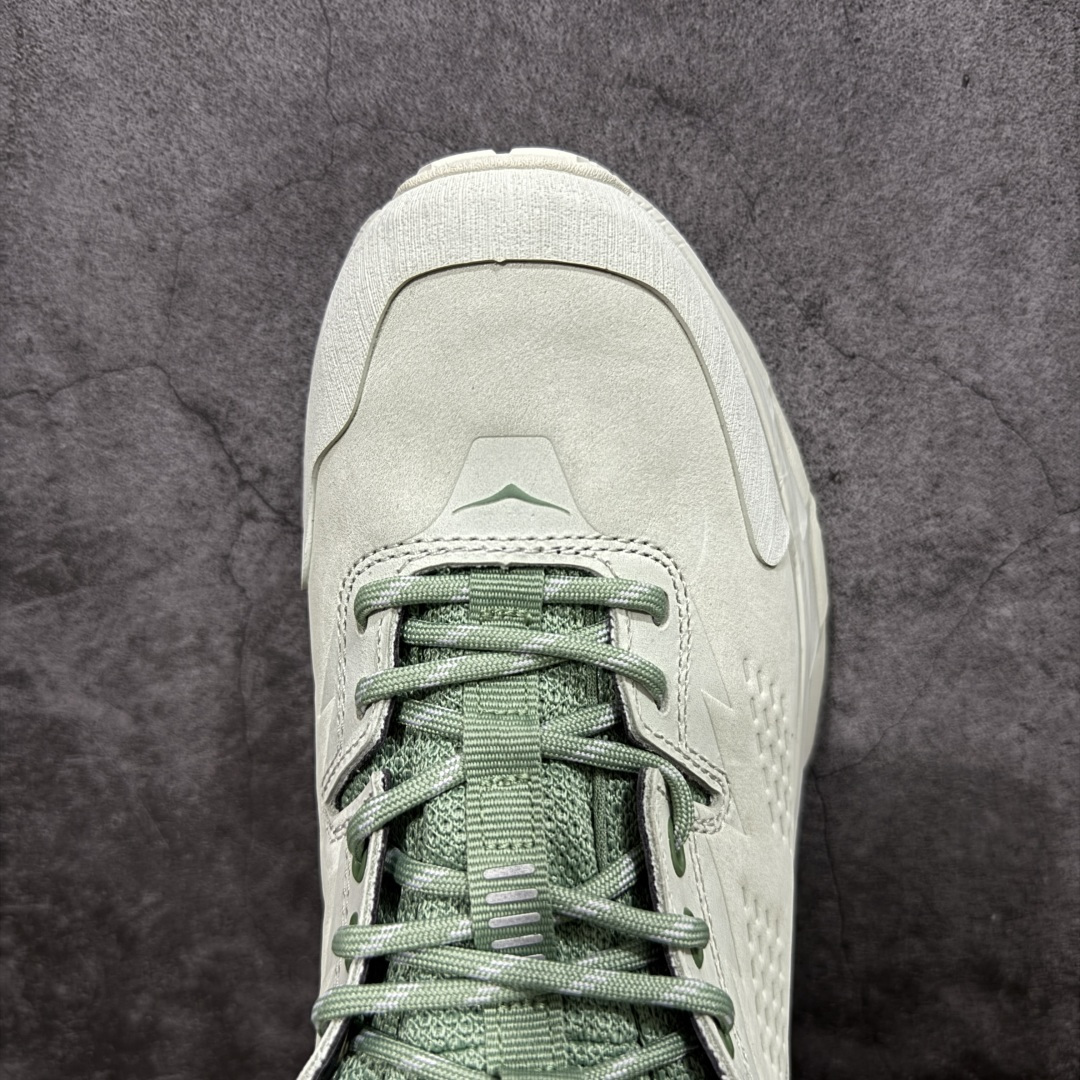 图片[5]-【纯原福利】HOKA ONE ONE Kaha Low GTX 卡哈 END联名低帮缓震防水户外功能鞋 原xx 的顶级纯原防水版 现福利特价 把握手速 顶级好货💪🏻  鞋款特别研发使用性能独特的几何形跑鞋中底，此种鞋底更厚、更高、回弹性也更好，除了卓越的缓冲性能，它还能为各种阶段的跑者带来更具动感、更加稳定的跑步体验。HOKA ONE ONE从设计之初就清楚意识到，要保证跑者步幅的均匀一致，双脚自然而然的运动至关重要  尺码：36 36.5 37 38 38.5 39 40 40.5 41 42 42.5 43 44 45-选品中心