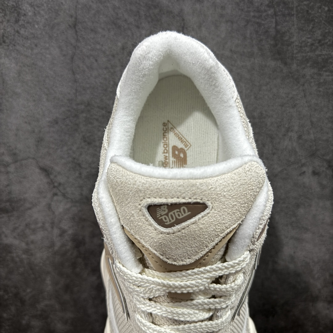 图片[8]-【公司级】 New Balance NB9060 联名款 复古休闲运动慢跑鞋 灰绿色 U9060CCB 全套原楦原纸板原厂数据开发 进口三明治网面 原装进口翻毛皮料正确绒感卡色 正确中底拉帮中底网布细节 原厂标裁 带紫光防伪 定制后跟透明水晶模块 冲裁组合 大底贴合程度胶水上色把控完美 整洁度挑战全网艺术家 多道序QC把关品质完善 匠心打造 耗时两个月开发完成 工艺极其复杂难度可想而知 新开独立私模大底 全网唯一正确六层组合大底 高端零售专供产物 尺码：36 37 37.5 38 38.5 39 40 40.5 41 42 42.5 43 44 45 46.5-选品中心